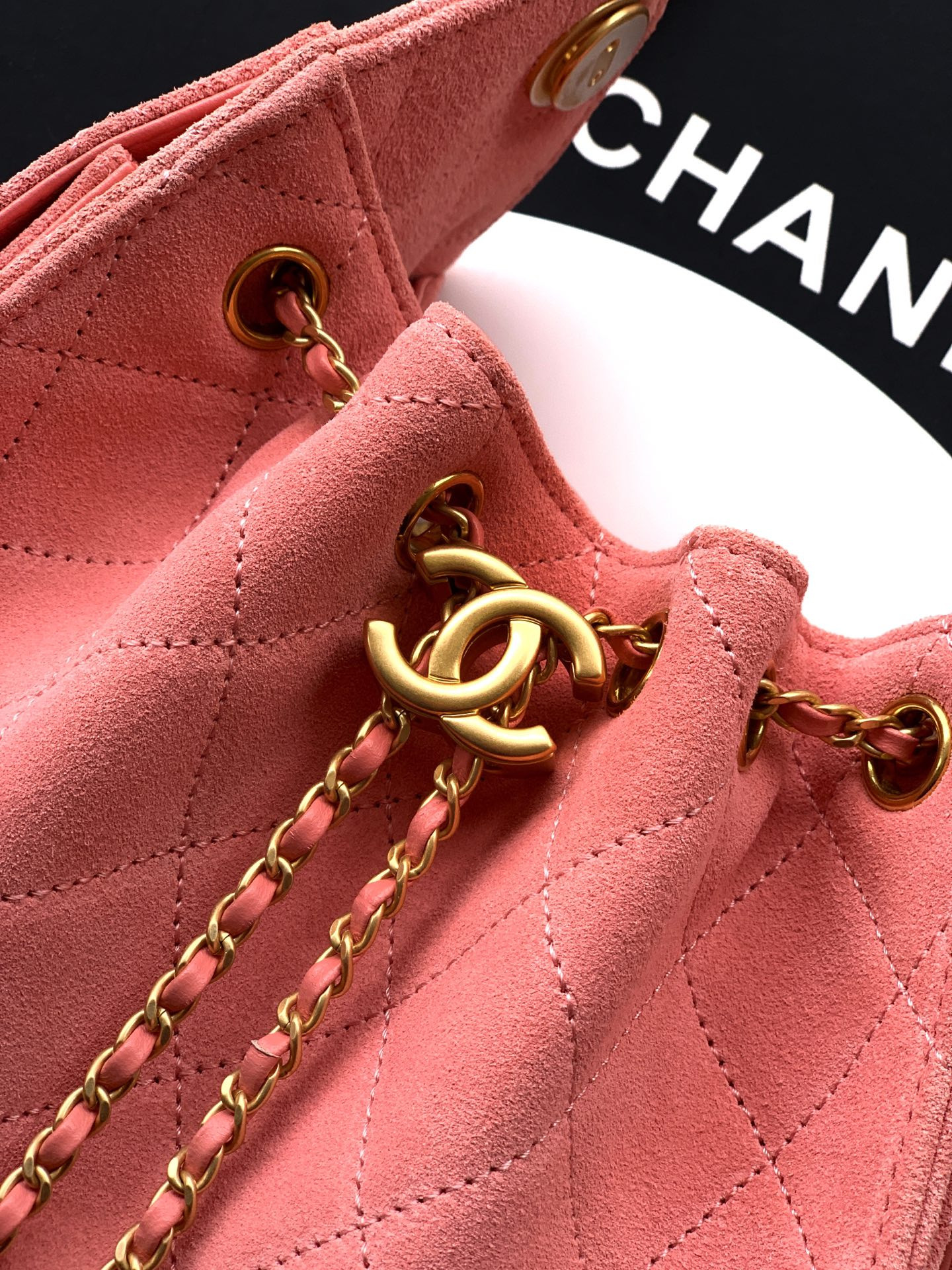 CHANEL 25C Bucket Bag 20x22x12.5cm
