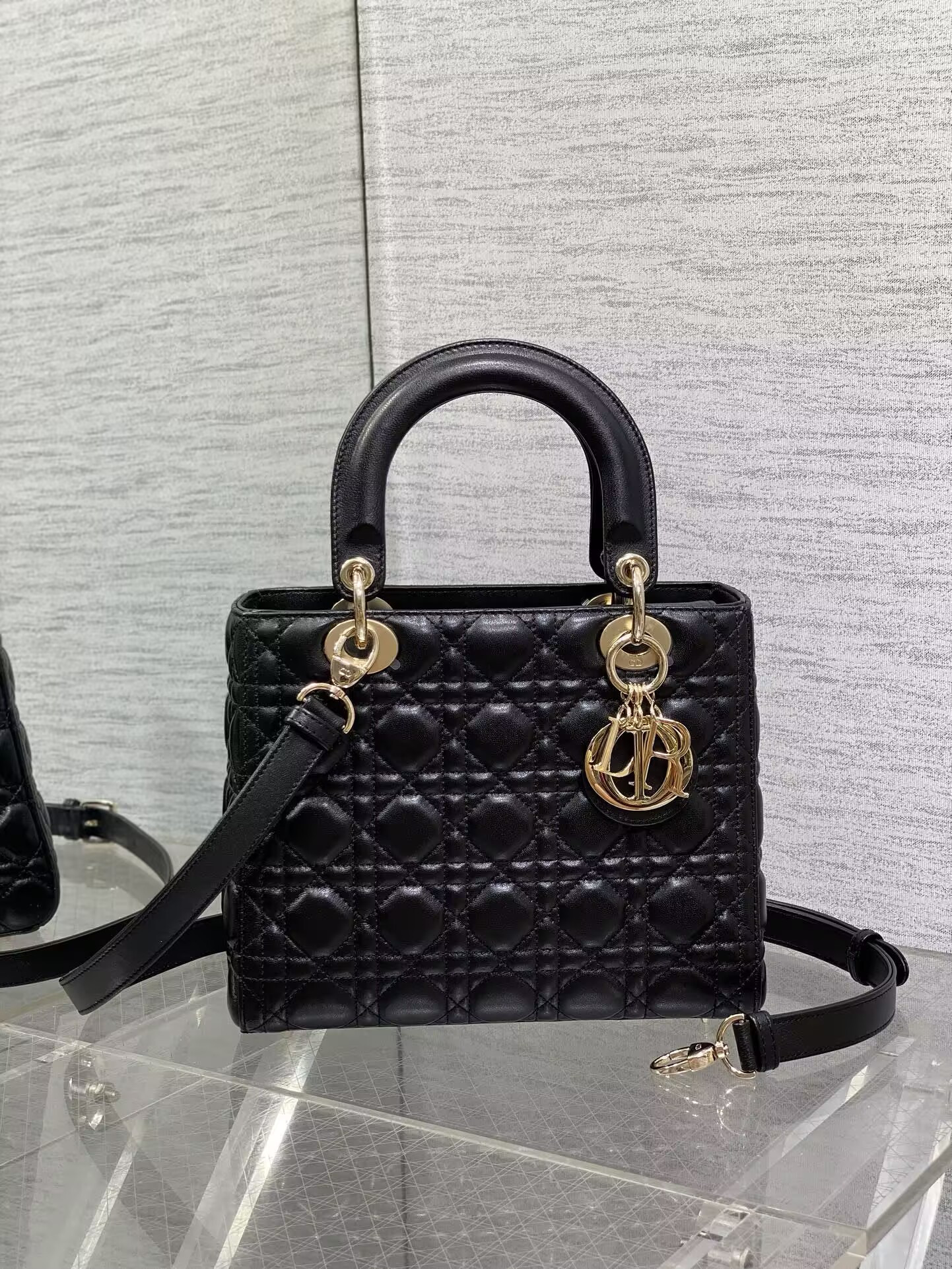 Medium Lady Dior Bag 24 x 20 x 12 cm