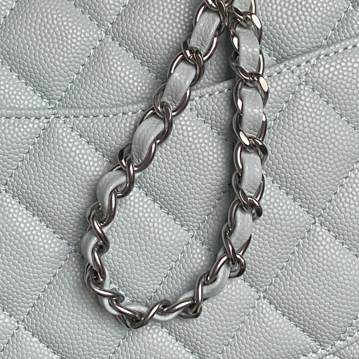 CHANEL FLAP BAG WITH TOP HANDLE AS5702 22.5x13.5x6cm
