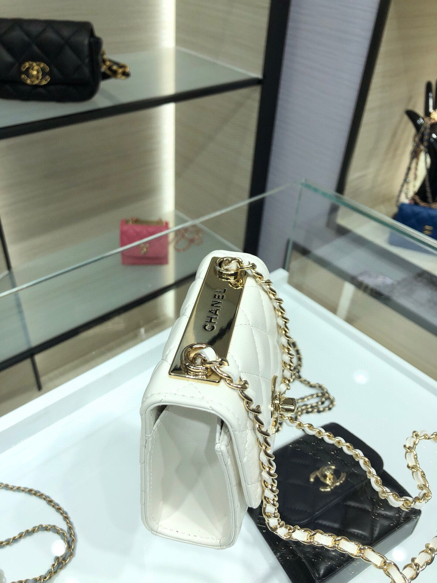 Chanel Mini Trendy CC Bag 11x11x5cm