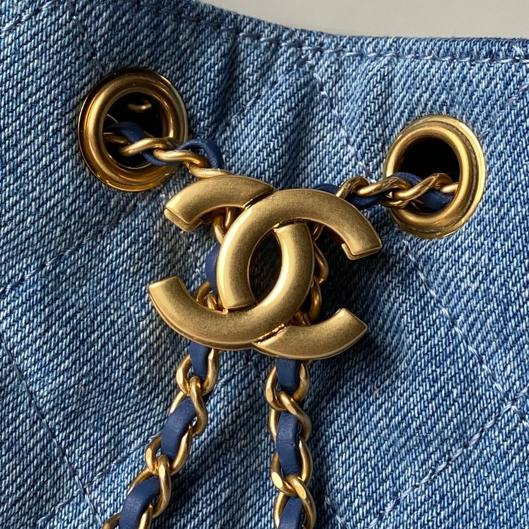 CHANEL 25C Bucket Bag 20x22x12.5cm
