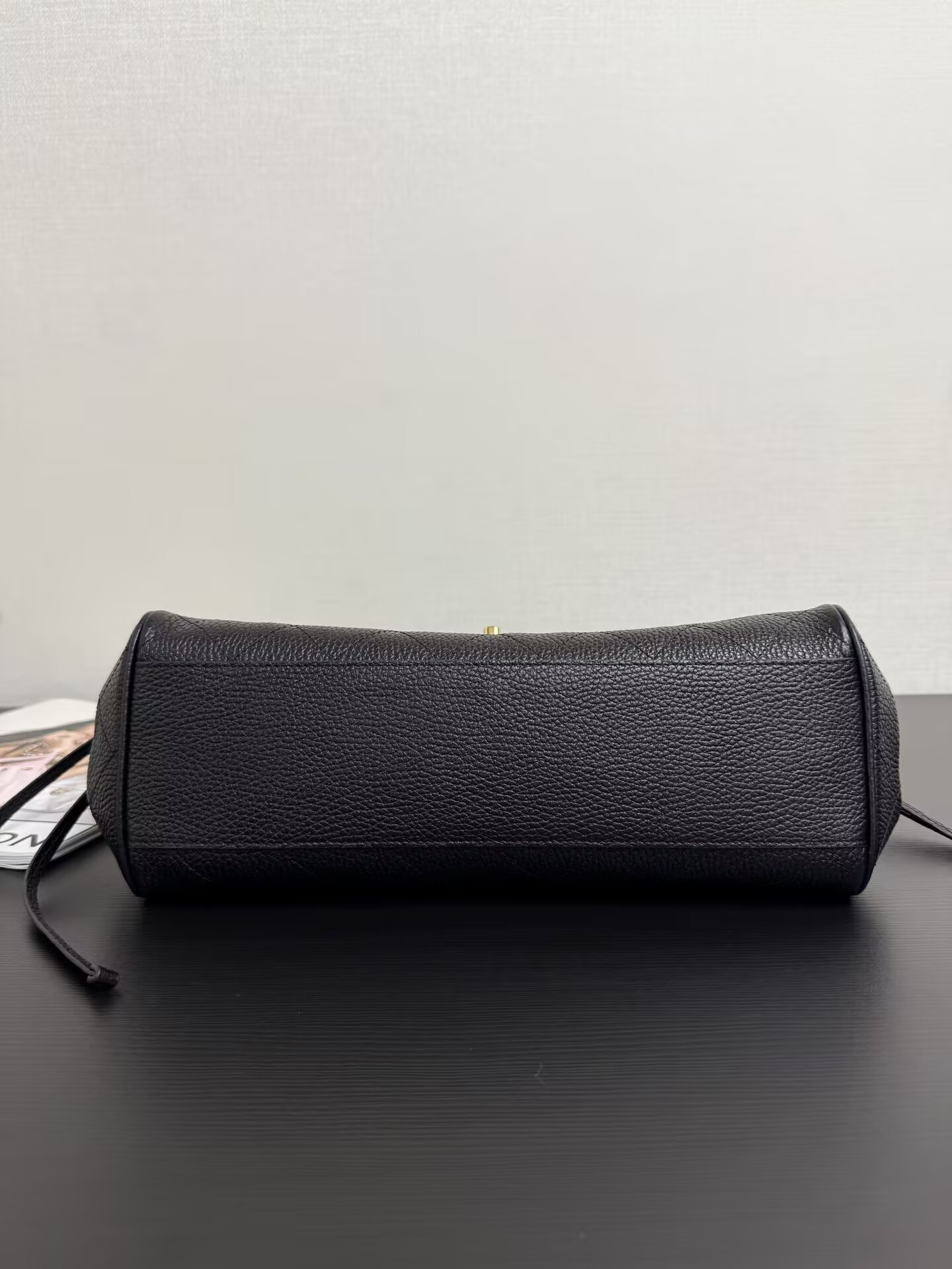 Chanel Small Tote AS6288 15x31x12cm