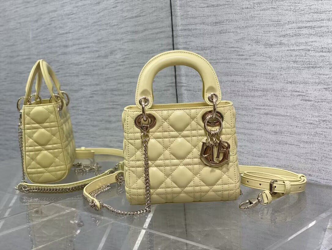 D10r Classic Lady 17×7×15cm