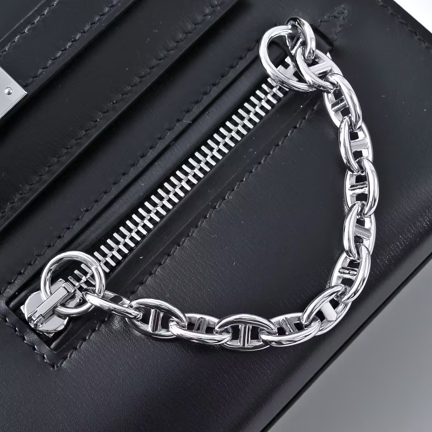 Hermès Kelly Box 22 22x7x13cm