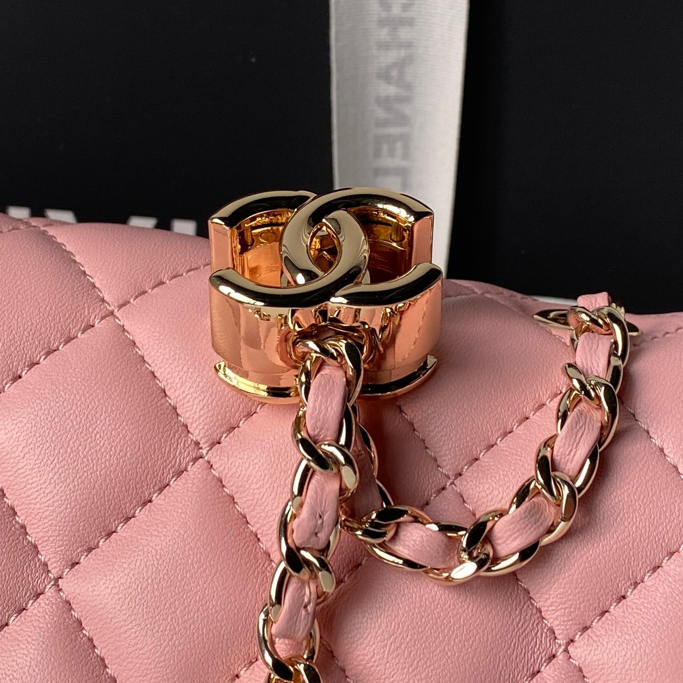 Chanel Classic Flap Handbag CF AS5758 18x13x7cm