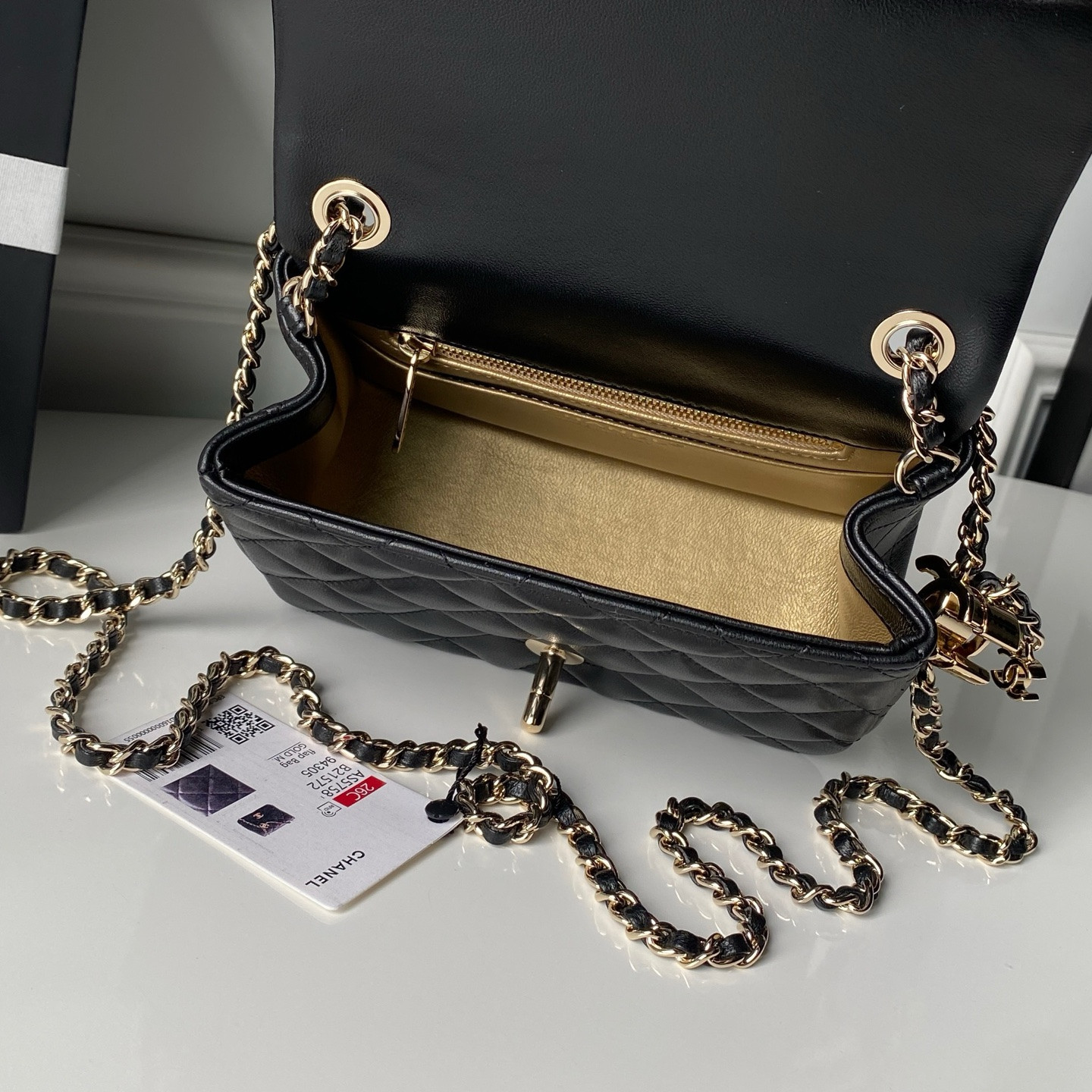 Chanel Classic Flap Handbag CF AS5758 18x13x7cm