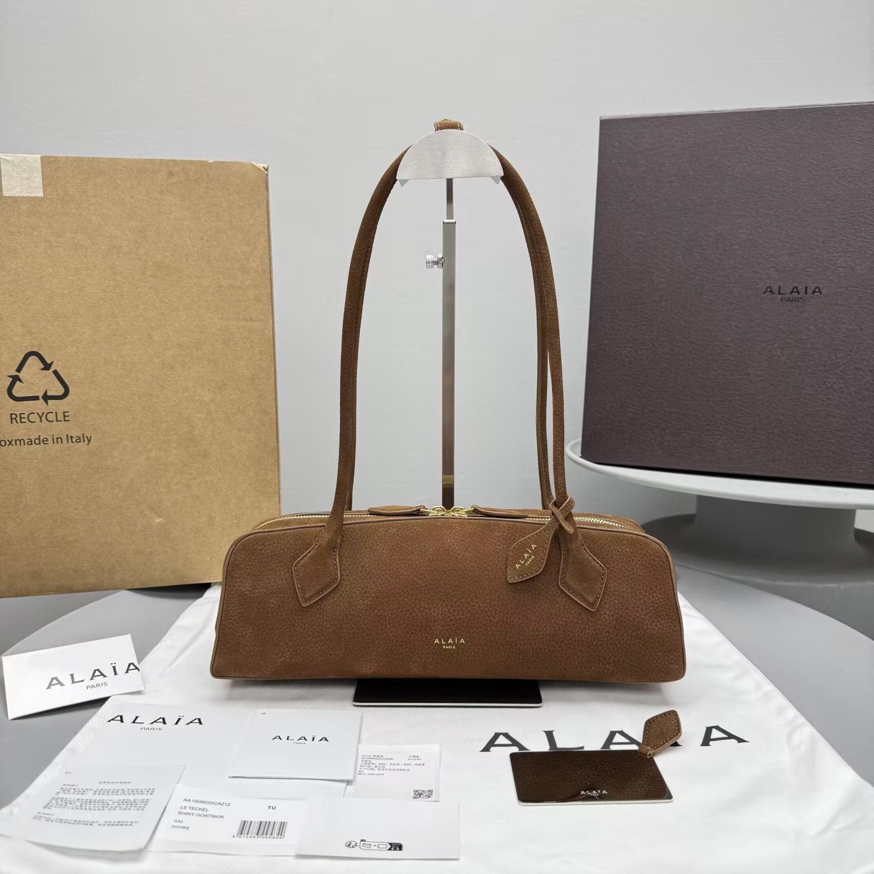 A1a1a LE TECKEL MEDIUM BAG 33x11x10cm