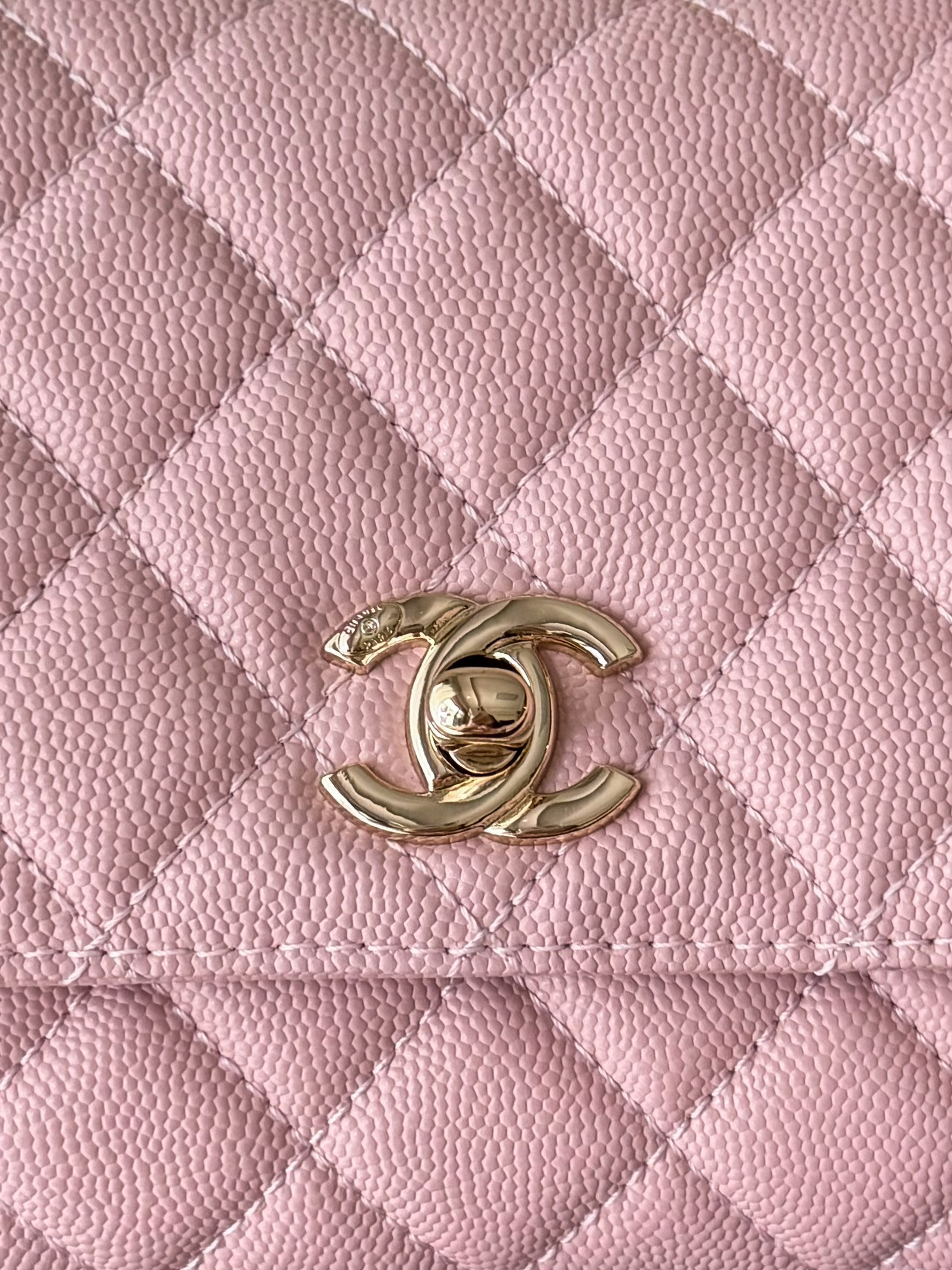 CHANEL mini coco handle 13x19x9cm