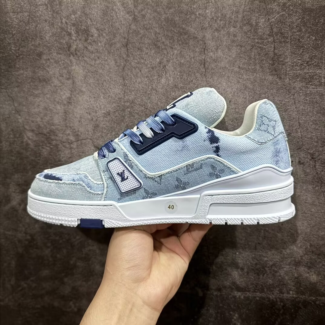 UA LV trainer Sneakers