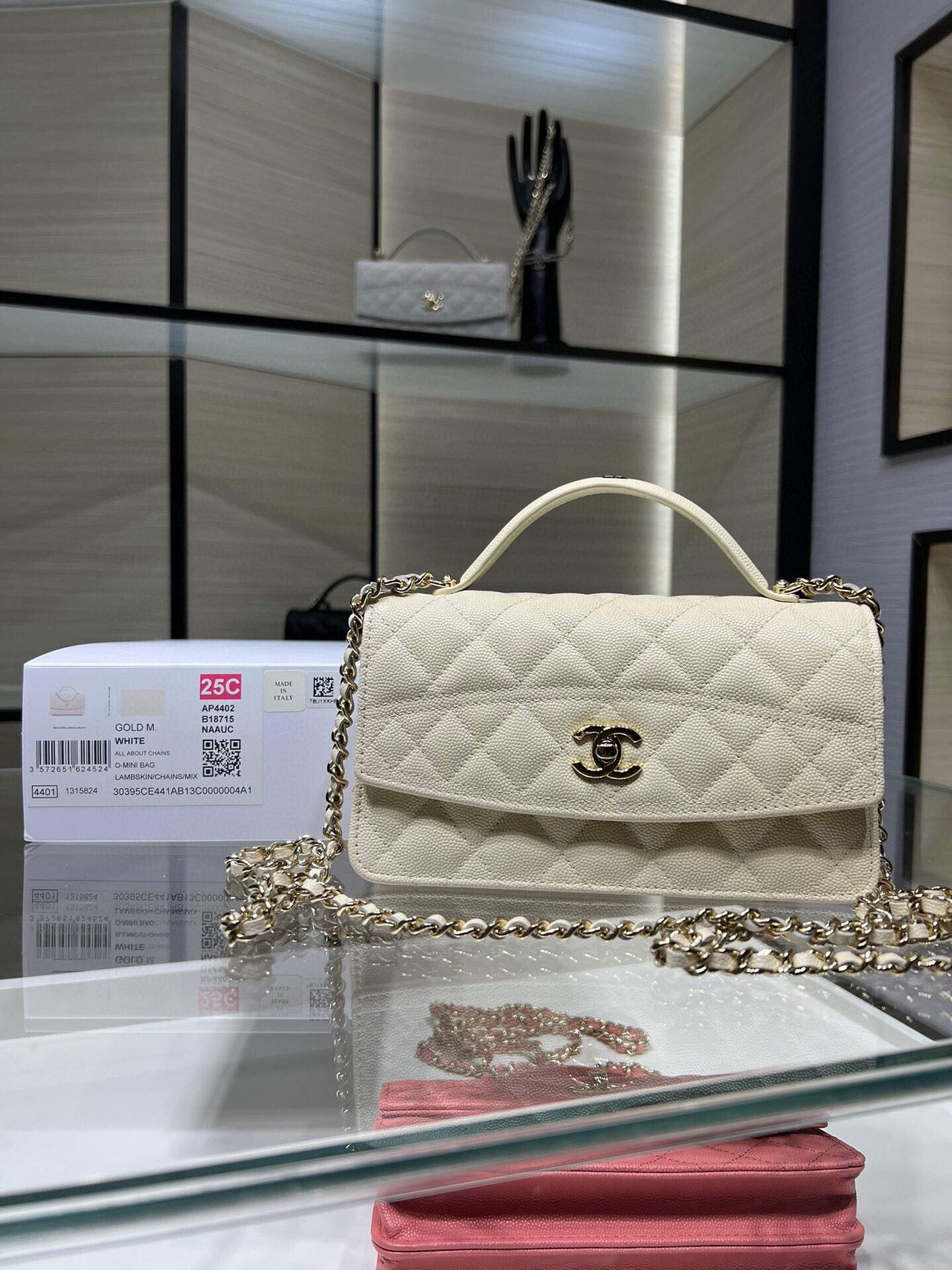 Chanel Mini Coco Handle Bag AP4402 19x11x6cm