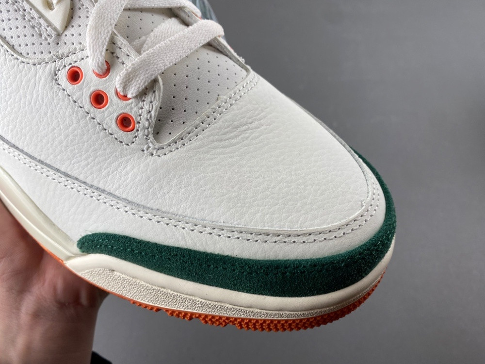 UA AIR Jordan 3 Retro SP