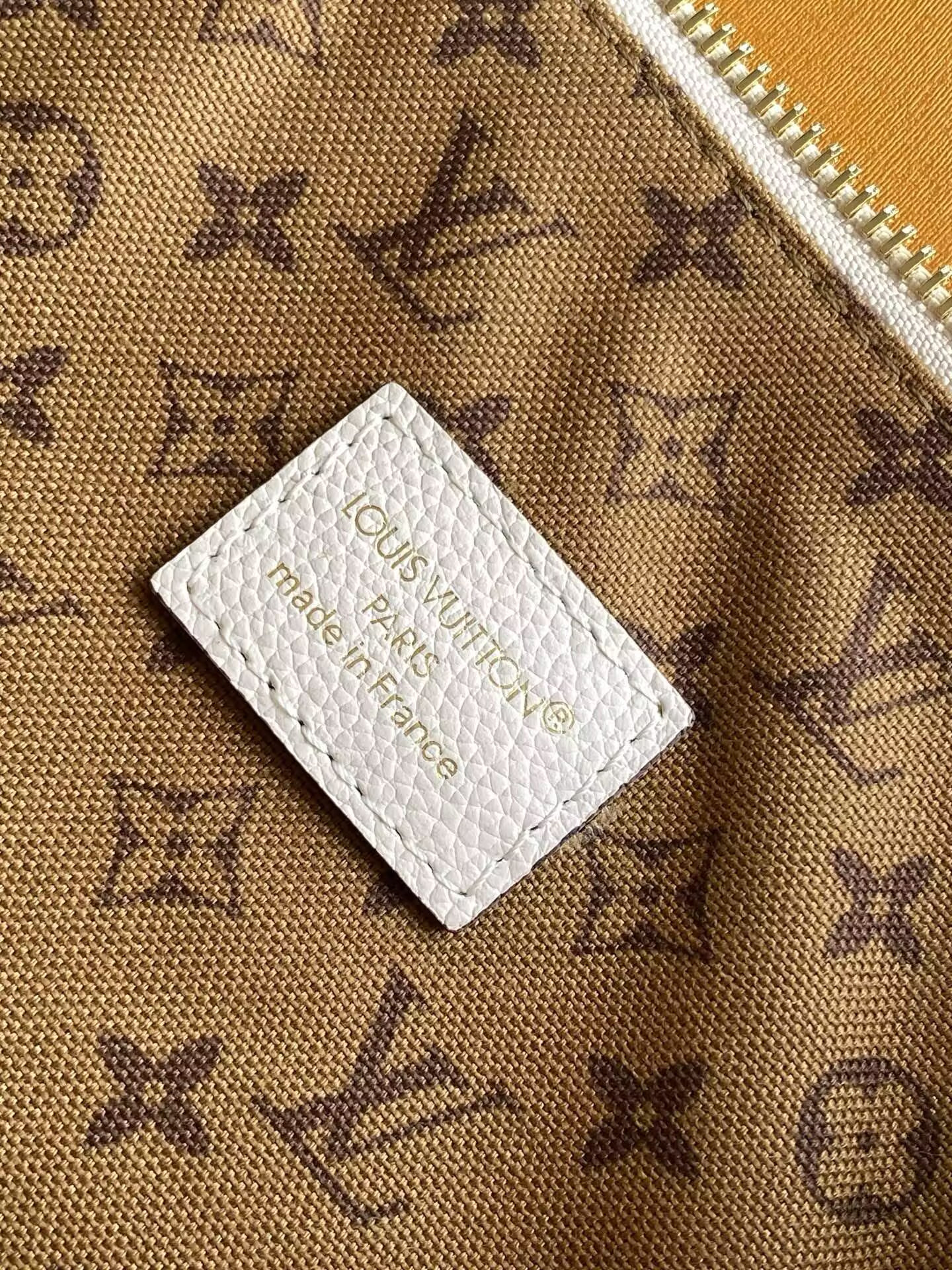 LV Multipass M29094 30x26x10cm