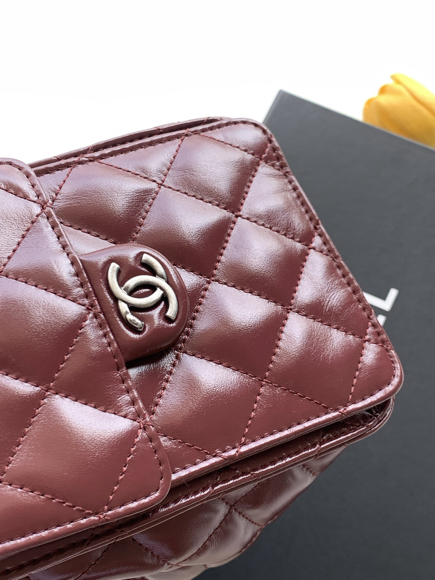CHANEL 25C Bucket Bag 26x30x14cm
