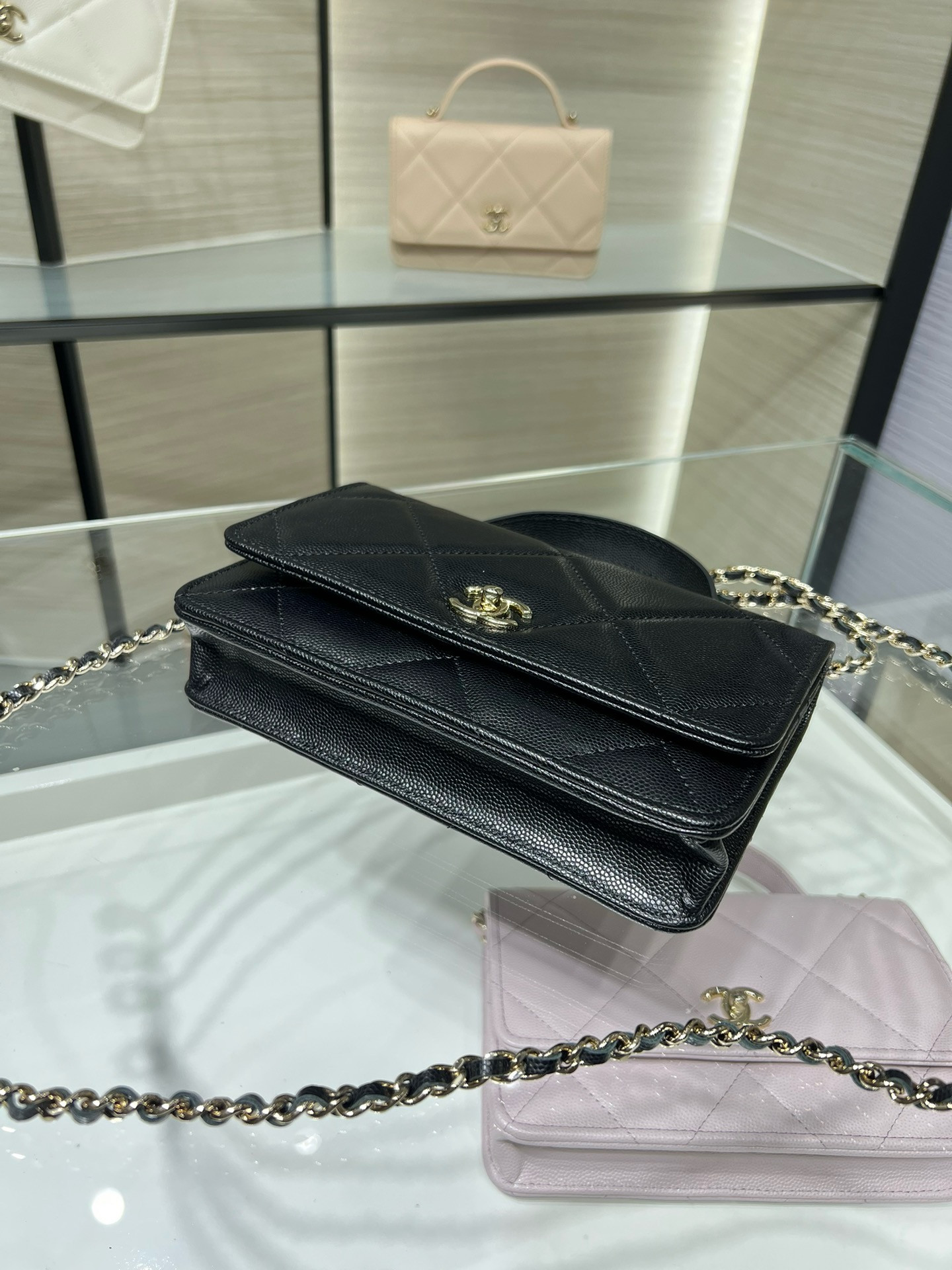 Chanel FLAP BAG WITH TOP HANDLE 19x12x3.5cm
