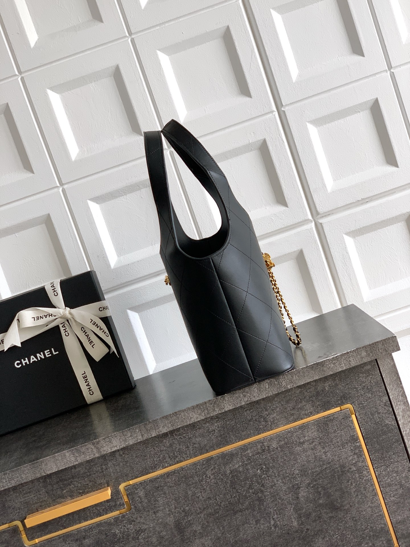 Chanel Shopping Bag AS6108 35x27x13cm