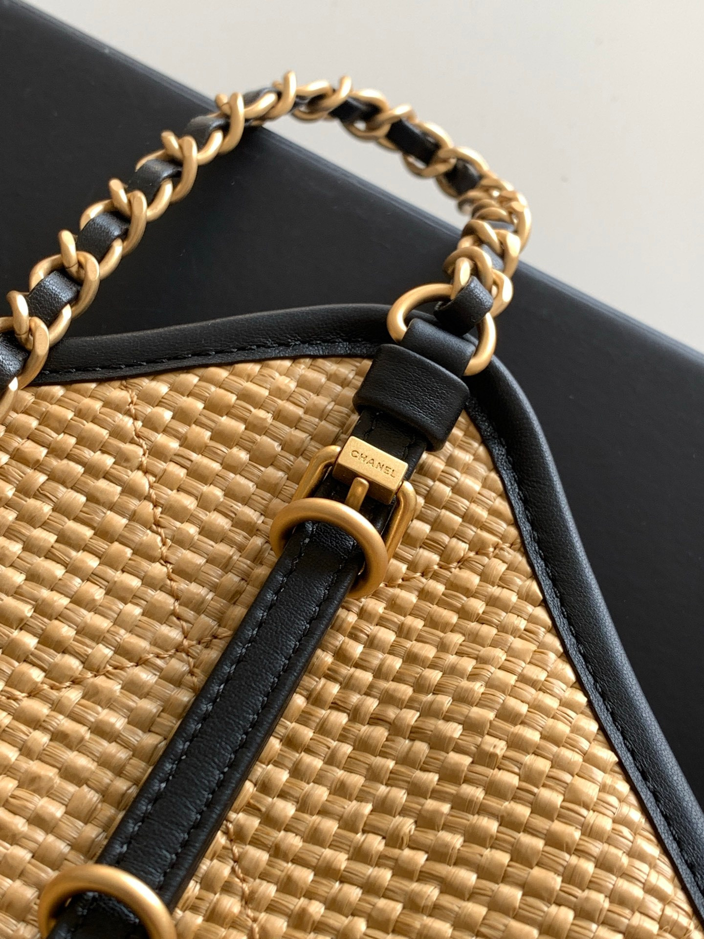 Chanel Shopping Bag AS5466 31x47x11cm