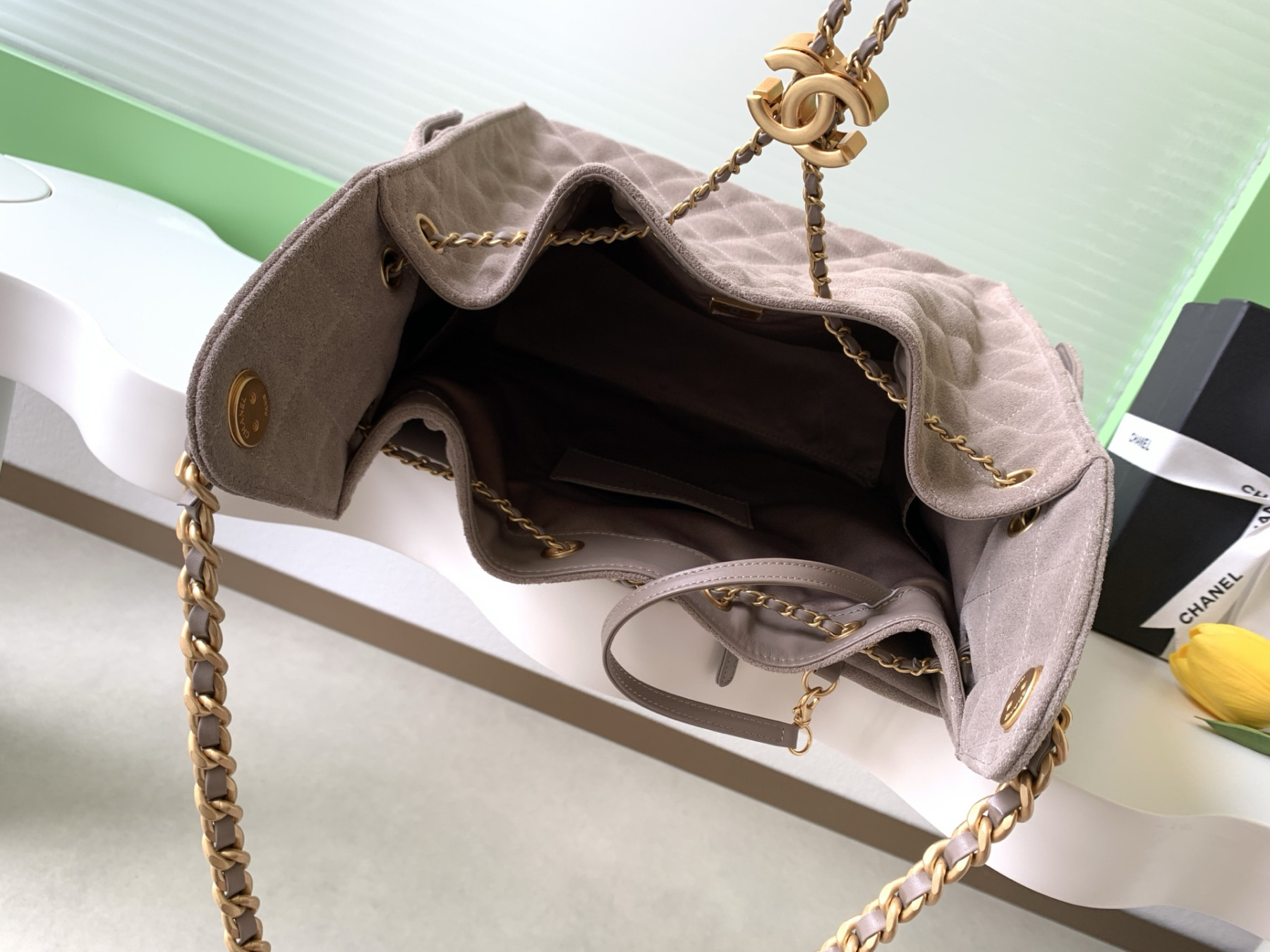 CHANEL 25C Bucket BAG 40x30x15cm