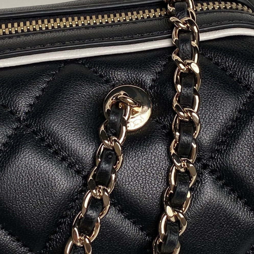 Chanel 25P Bowling Ap4515 11.5×18.5×11cm