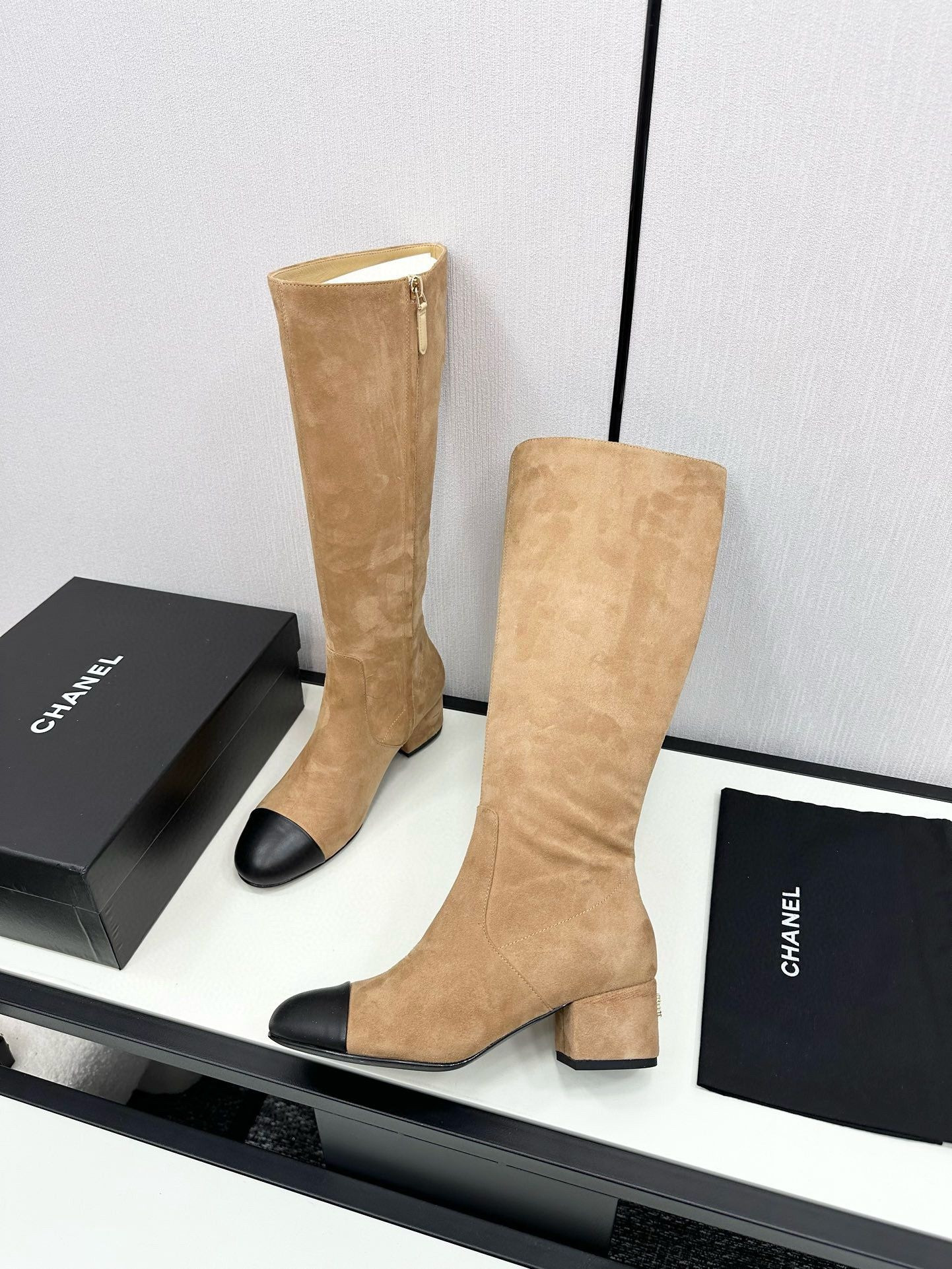 UA Ch**el Boots