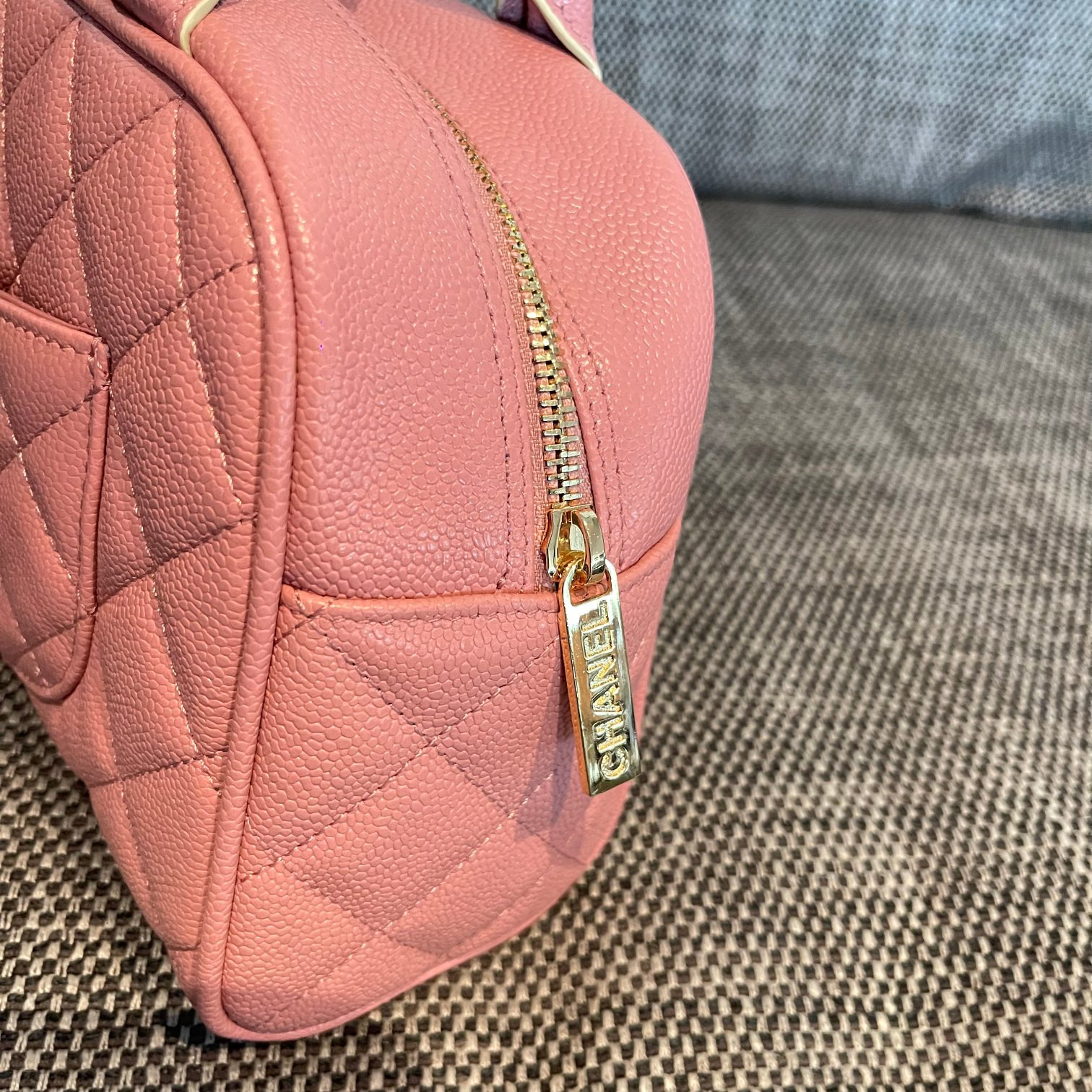 Chanel Bowling Bag 29x17x10cm
