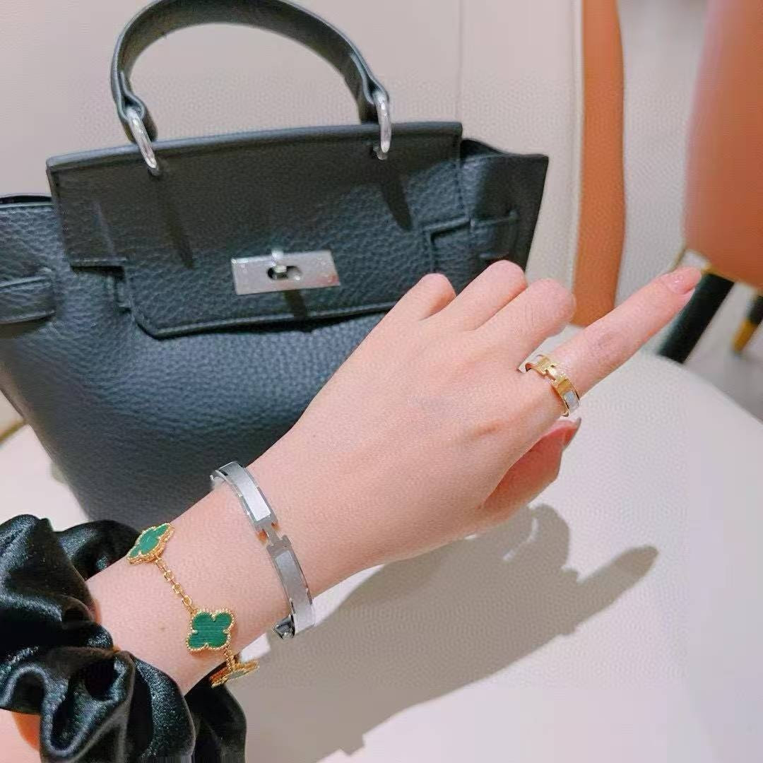 H**me5 Bracelet