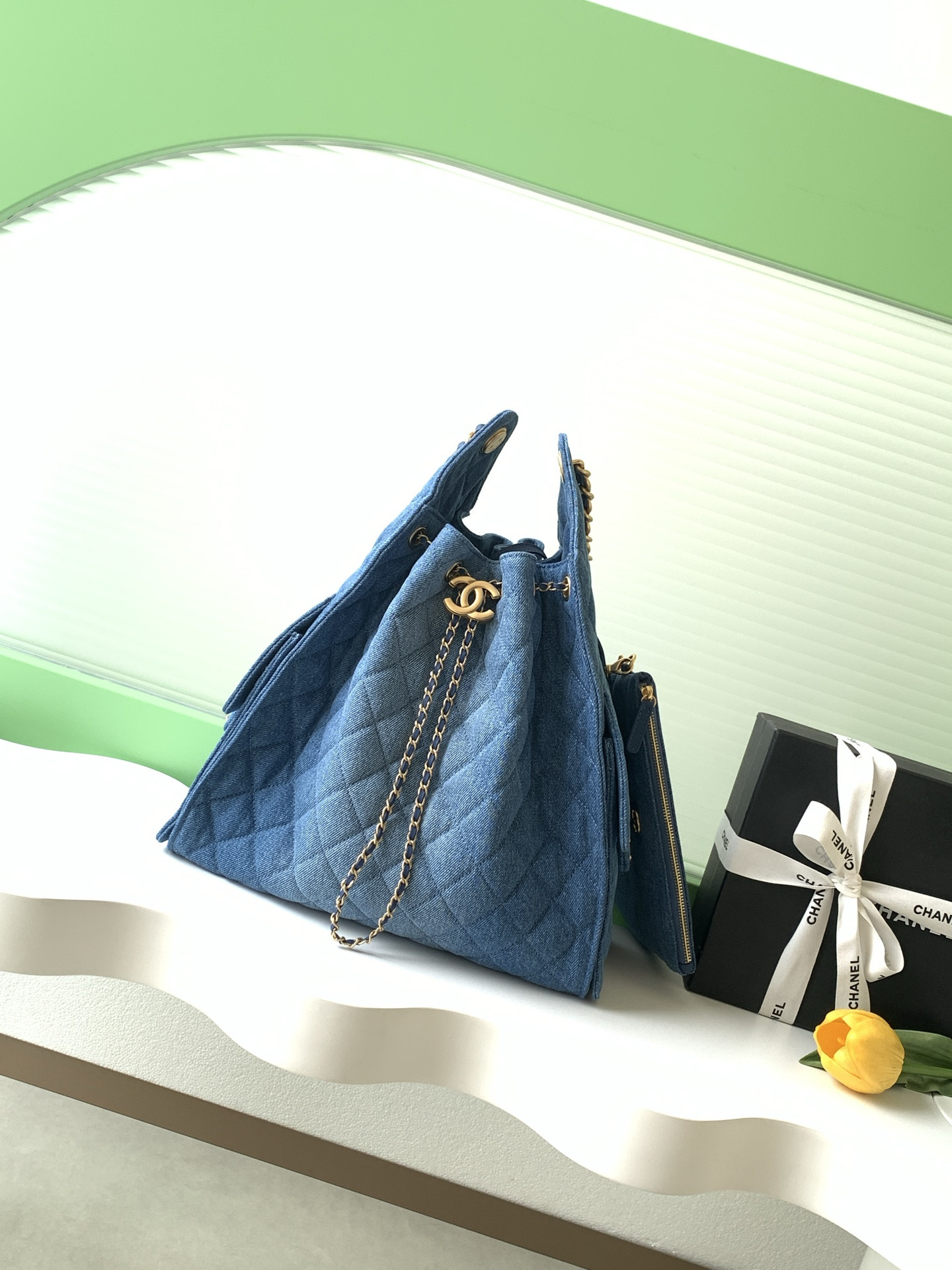 CHANEL 25C Bucket Hobo Bag AS5231 40x30x15cm