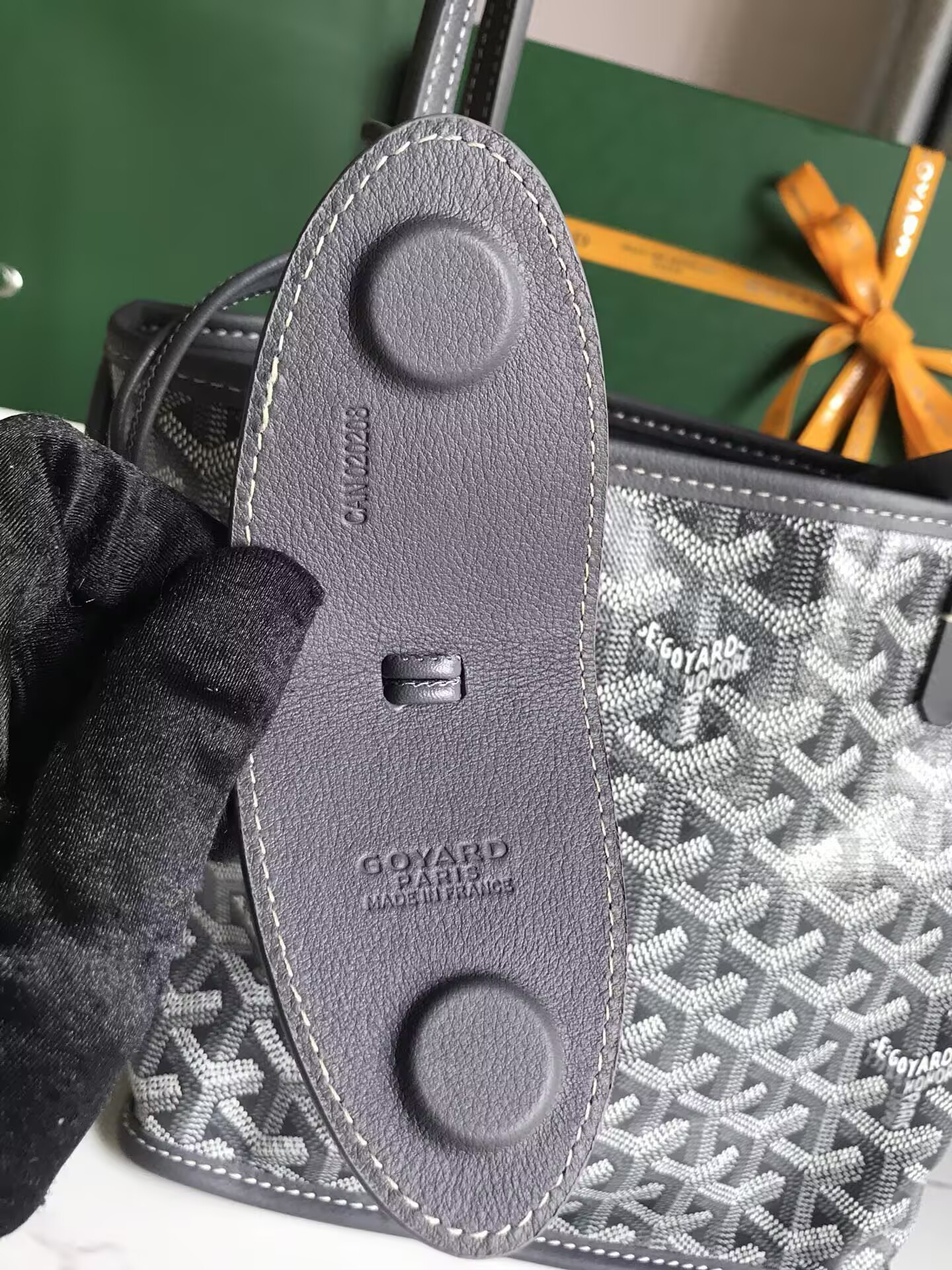 Goyard Anjou Mini Bag 20 cm x 10 cm x 20 cm