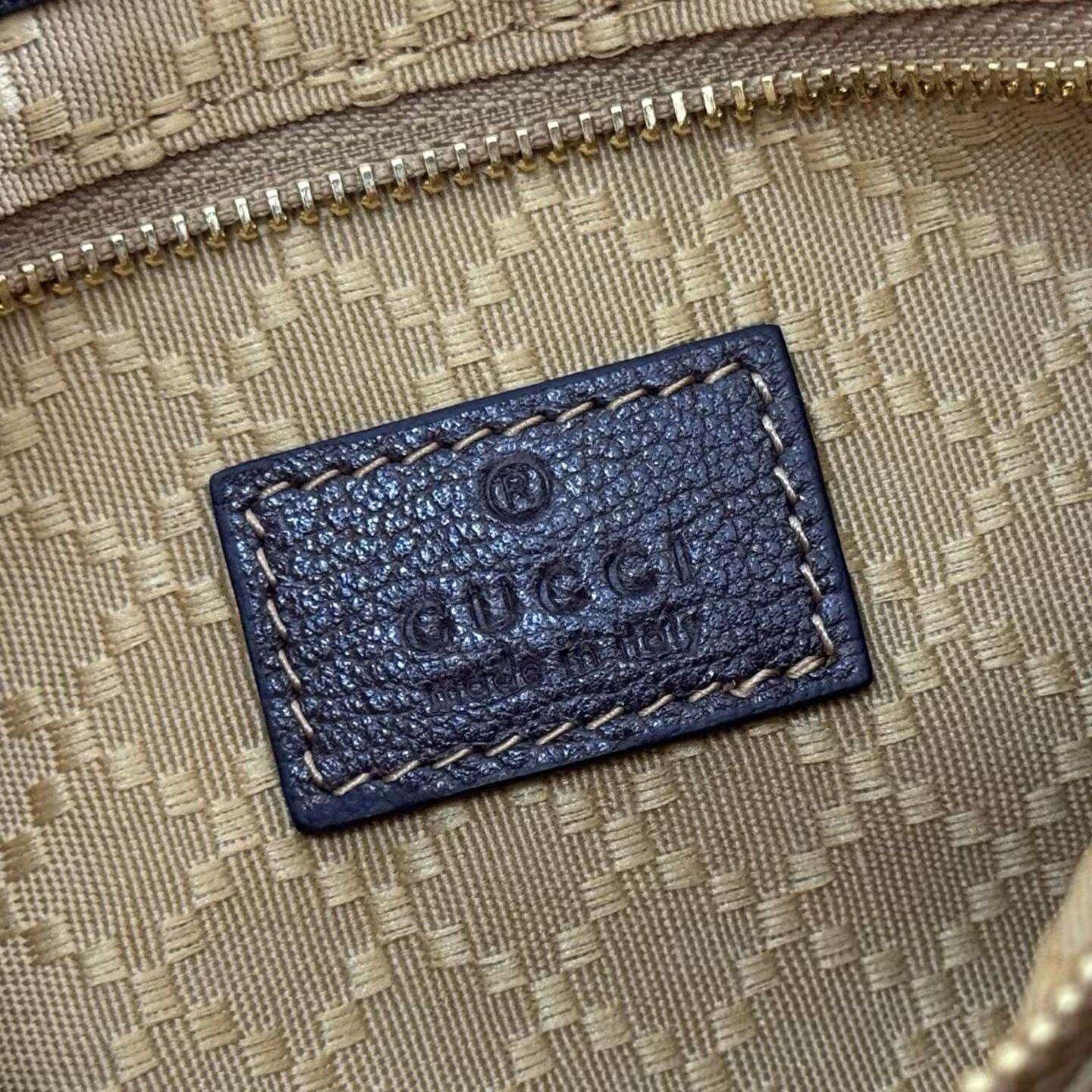 Gvc*1 jackie slim small shoulder bag 28x16x3.5cm