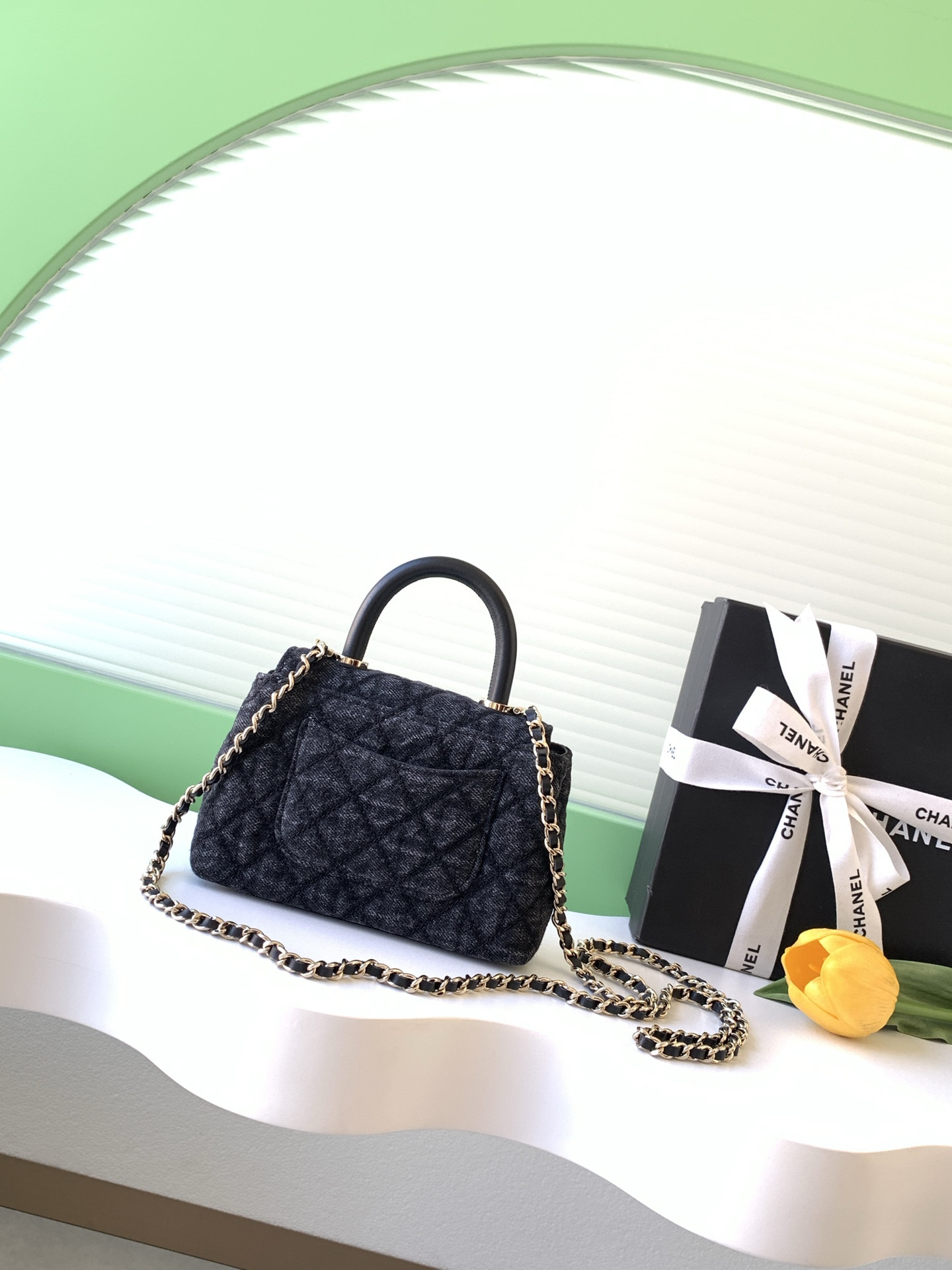 Chanel Coco Clutch with chain AP4244 11.5x14.5x5.5cm