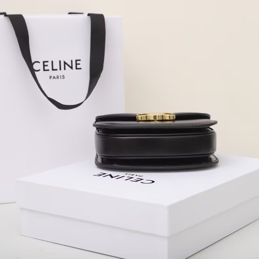 Celine MINI BESACE CLEA 15.5x12x5cm