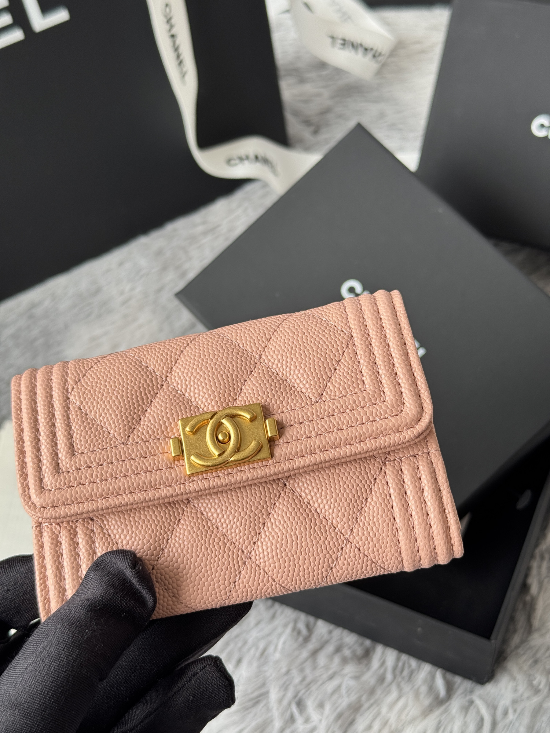 Chanel BOY CHANEL Flap Card Holder A80603 7.5x11.3x2.1cm