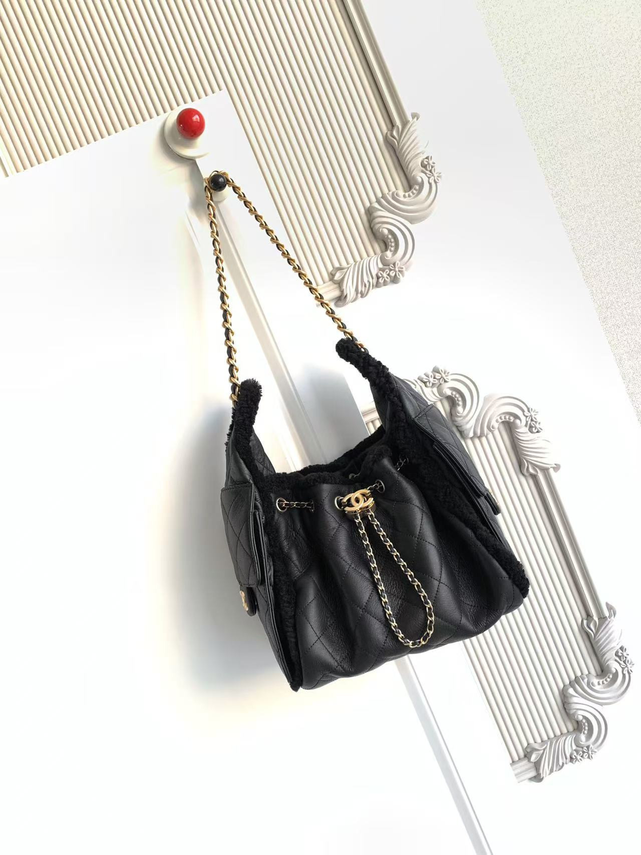 CHANEL 25C Bucket BAG 30x26x14cm
