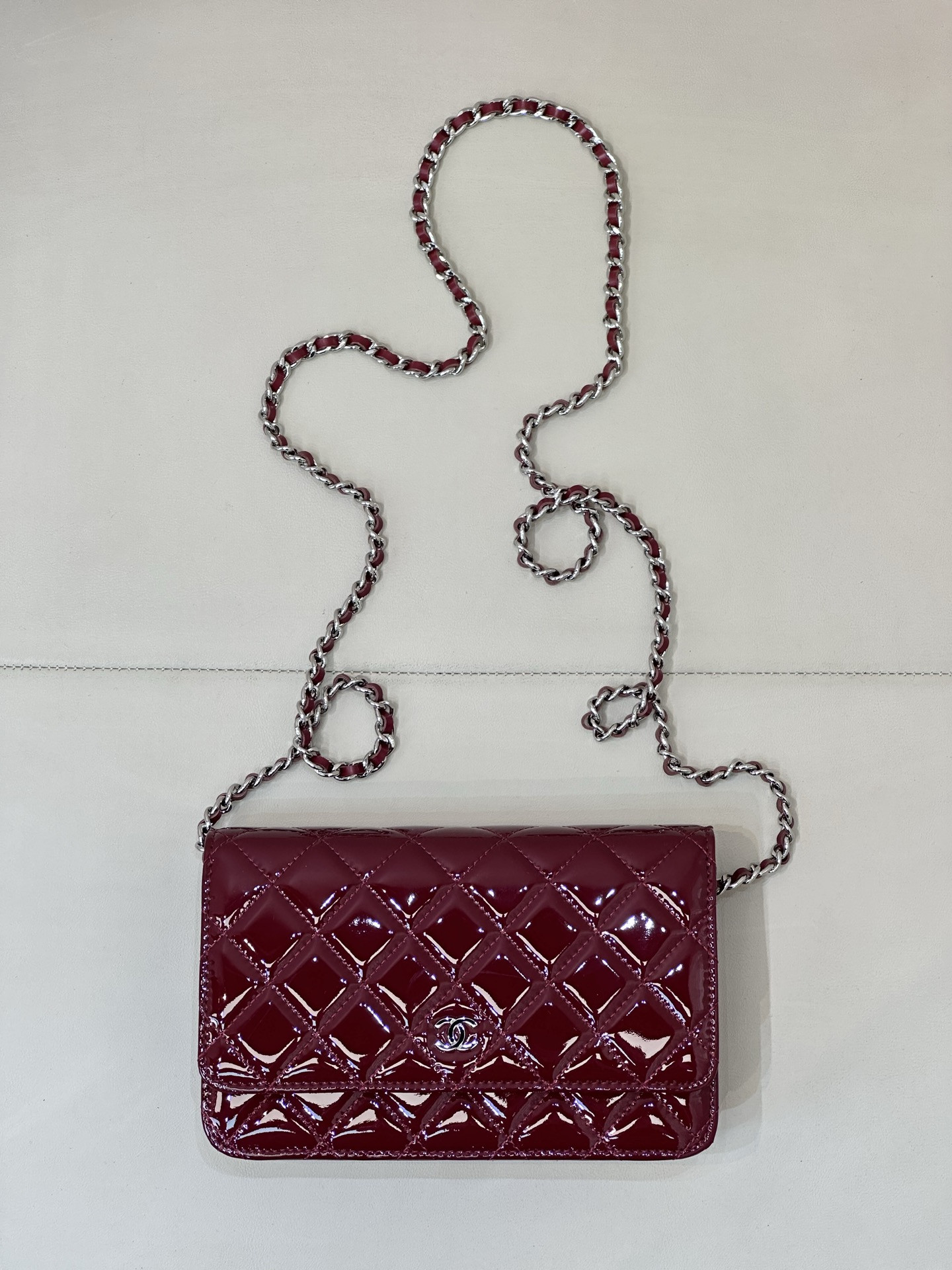 CHANEL WOC CLASSIC WALLET ON CHAIN 13x19cm