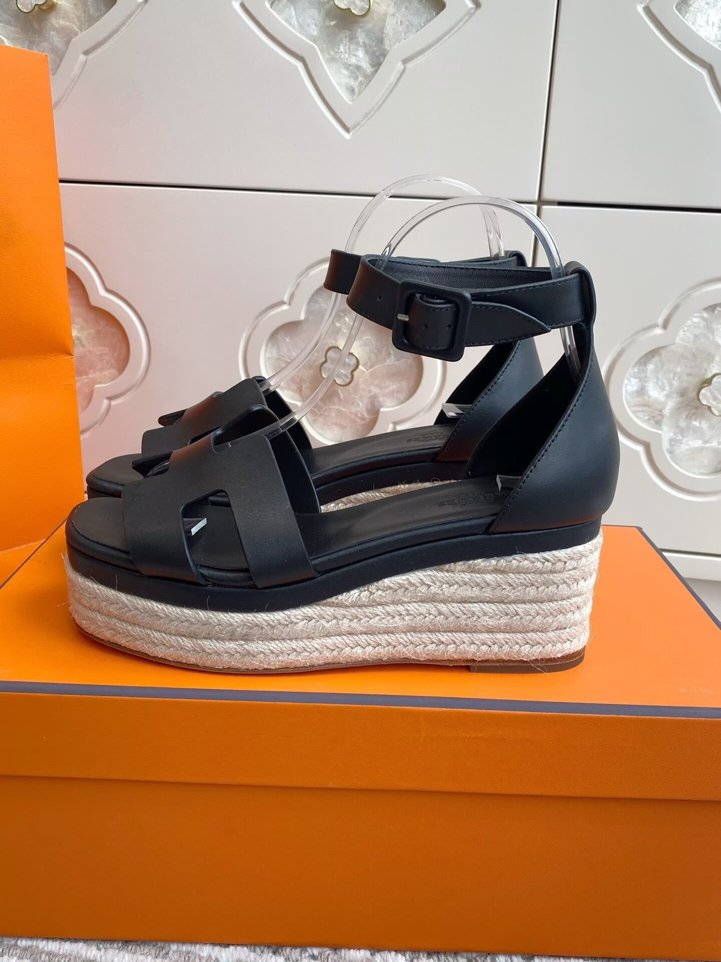 ua H**me5 elda spanish woven shoes