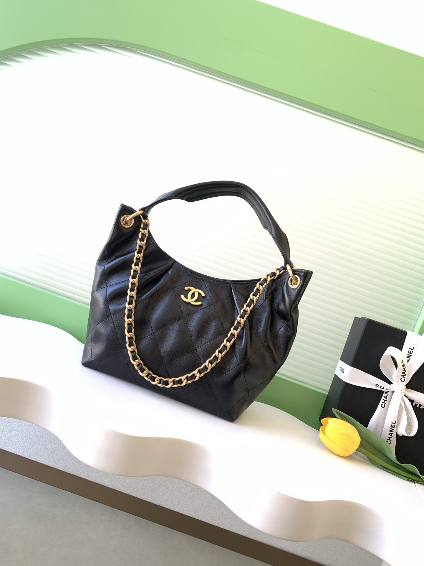 Ch**el hobo bag 24x31x10cm