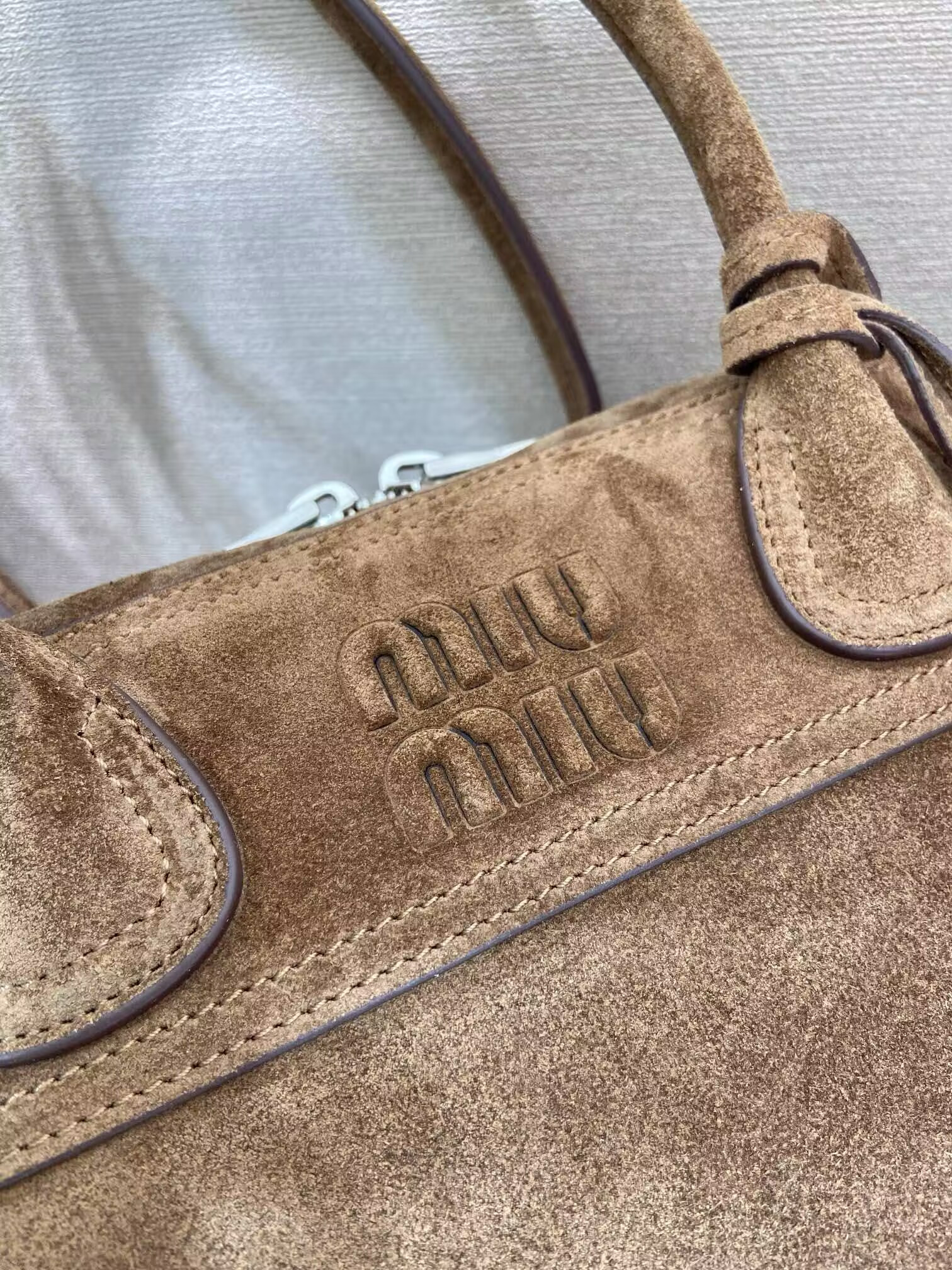 Miu Miu Vivant Suede Bag 32x19.5x11cm