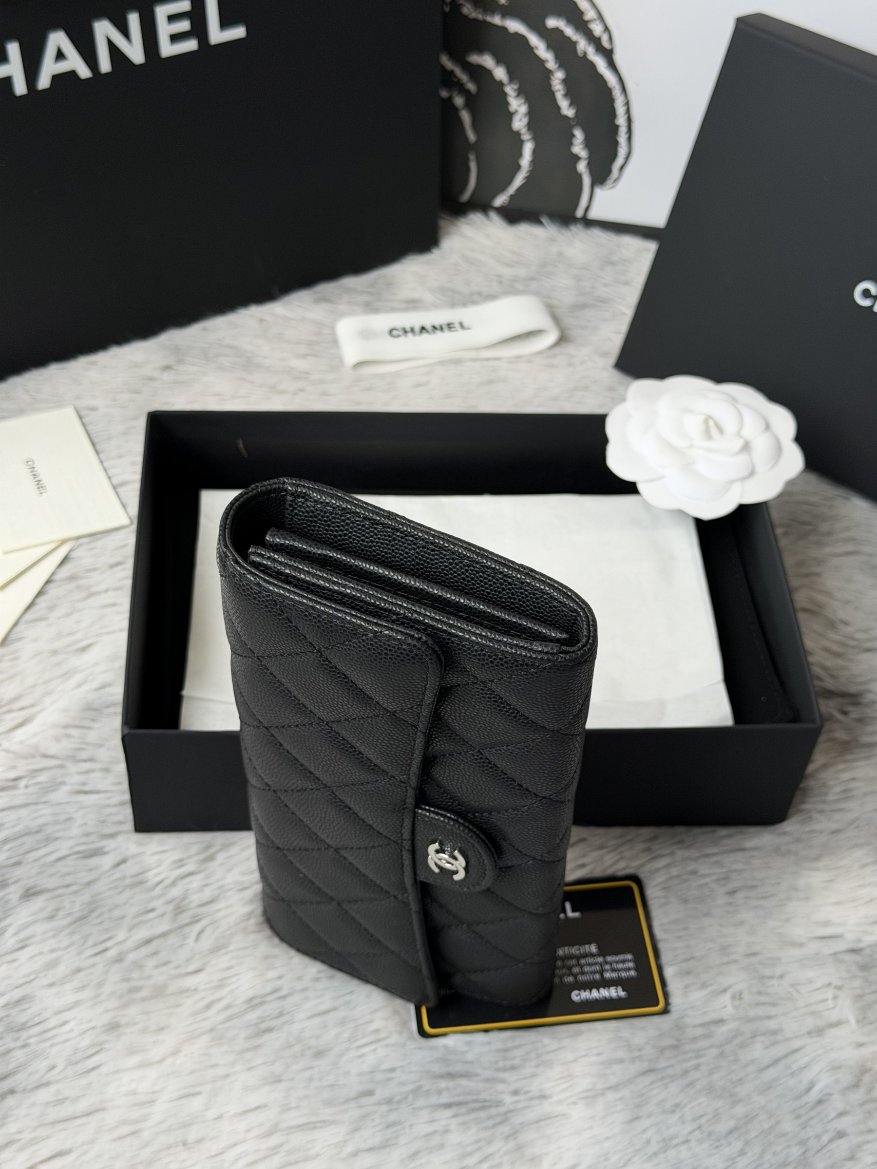 Chanel Wallet 80758 10x19x3cm