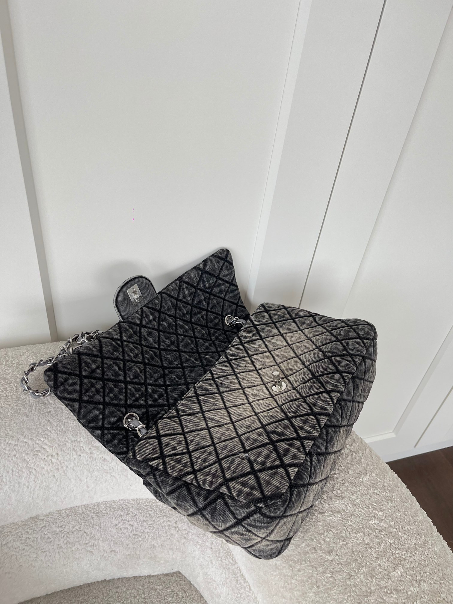 Chanel Denimpression Flap Bag 33x22x8cm