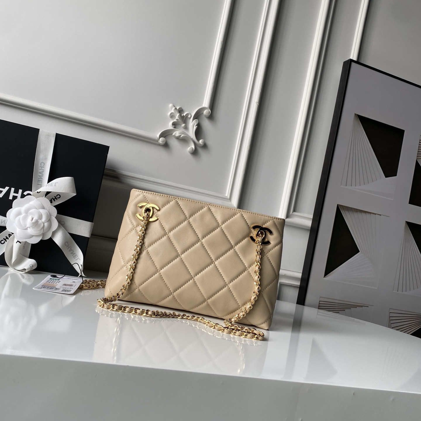 CHANEL Chain Shopping Tote Bag AS6248 24.5x16x7.5cm