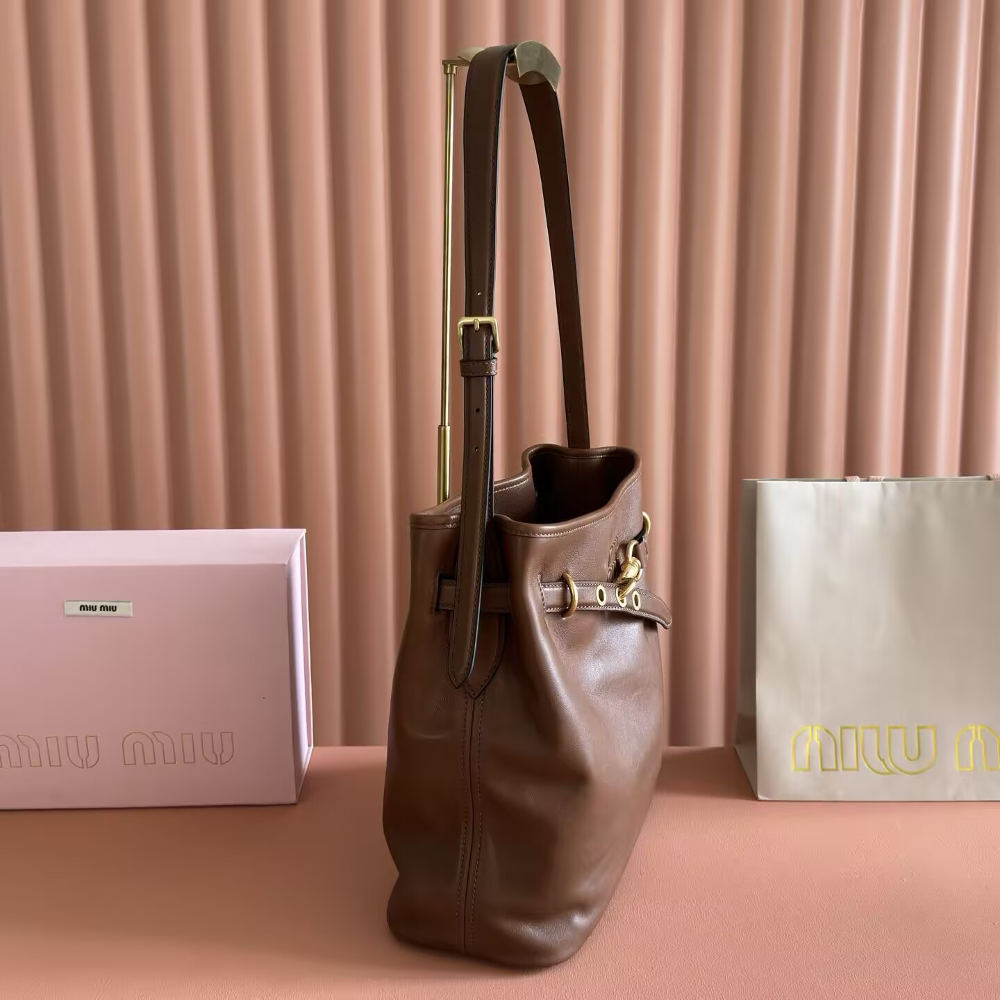 Miu Miu Aventure Nappa Leather Bucket Bag 31x30x13cm