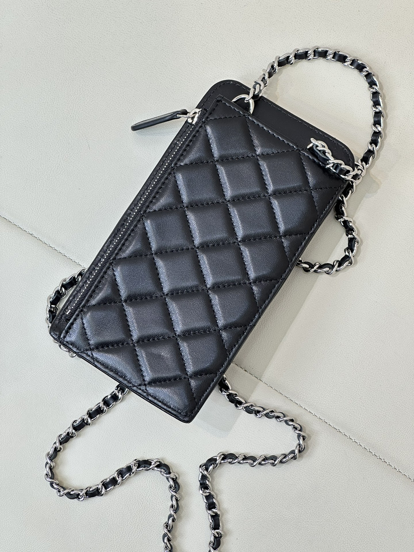 Chanel Phone Bag 18x9x3cm