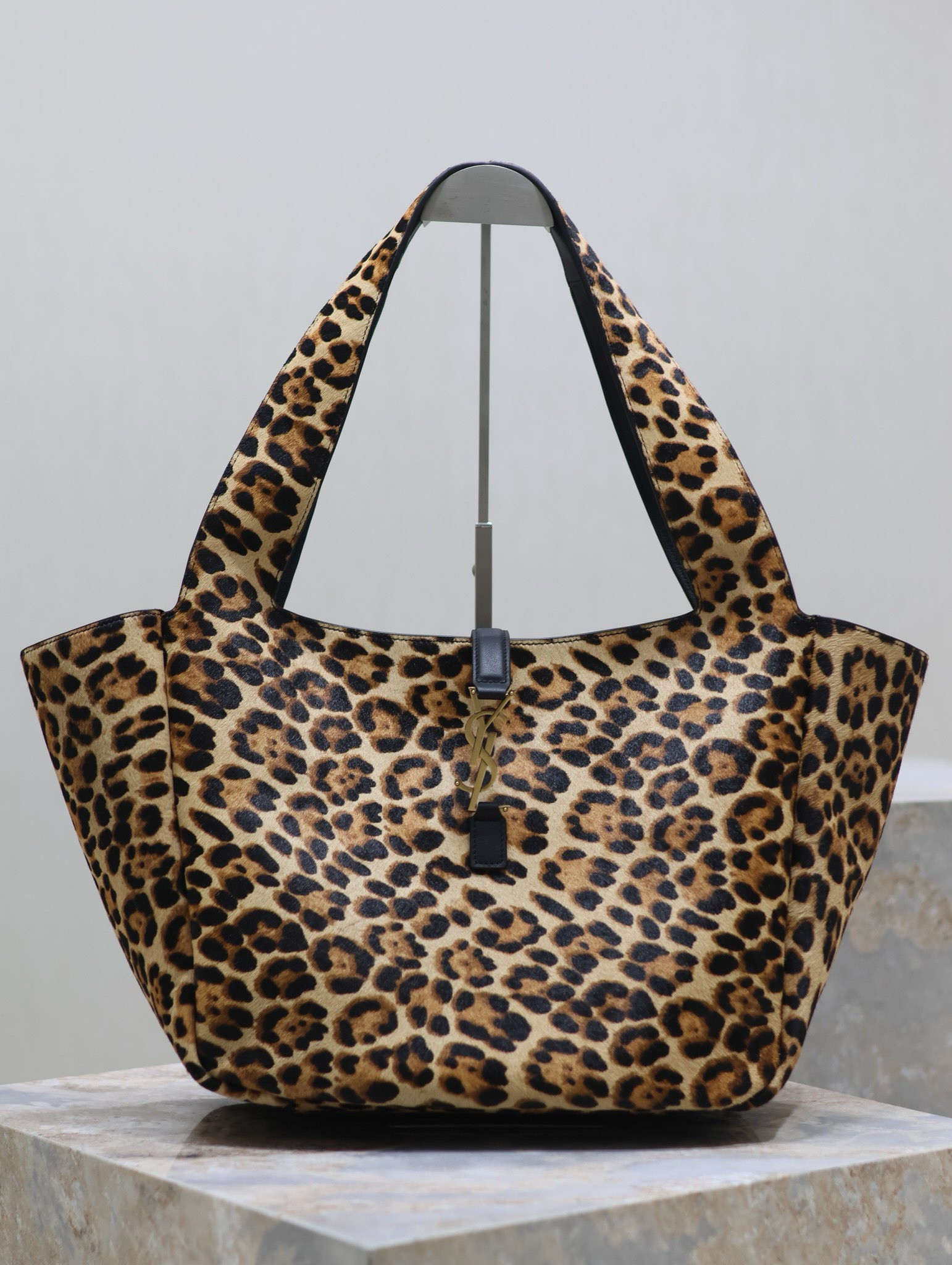 Y51 LE 5 À 7 BEA 50×28×18cm