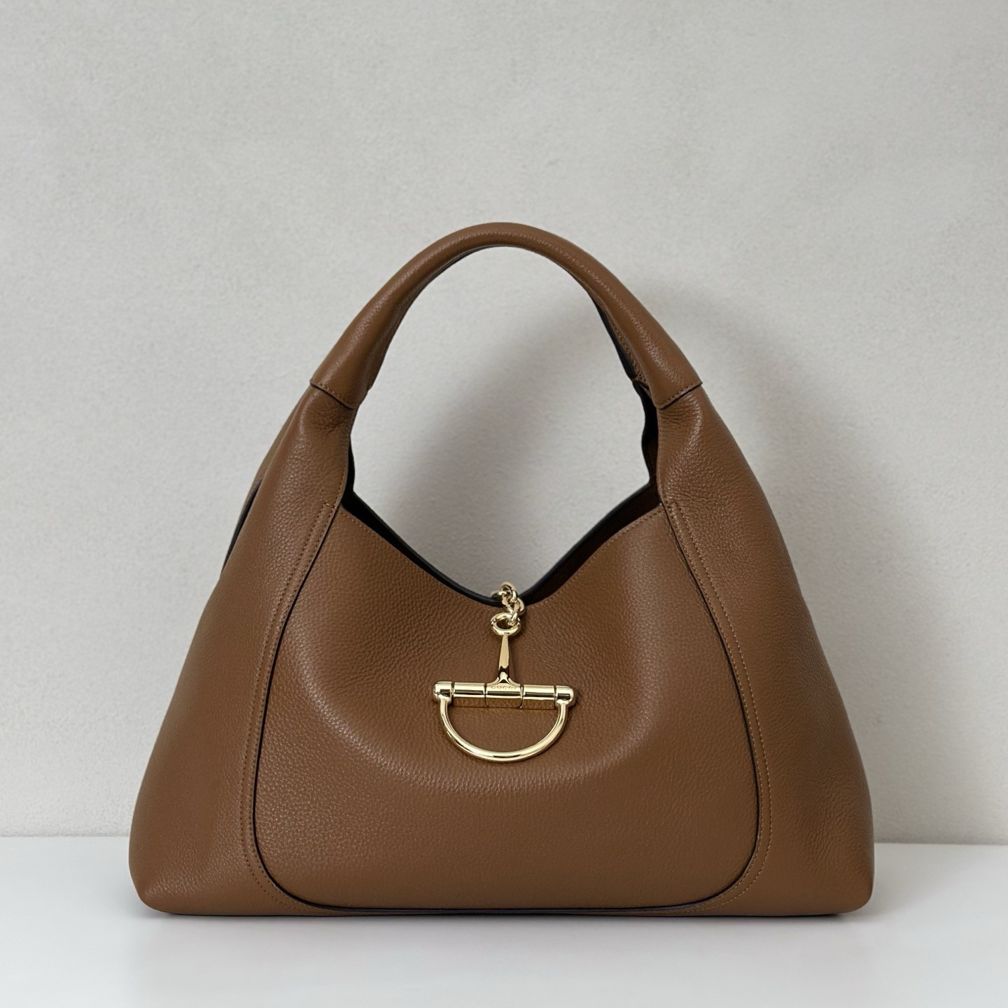 Gvc*1 Softbit Maxi Shoulder Bag Brown Leather 46x26x16cm