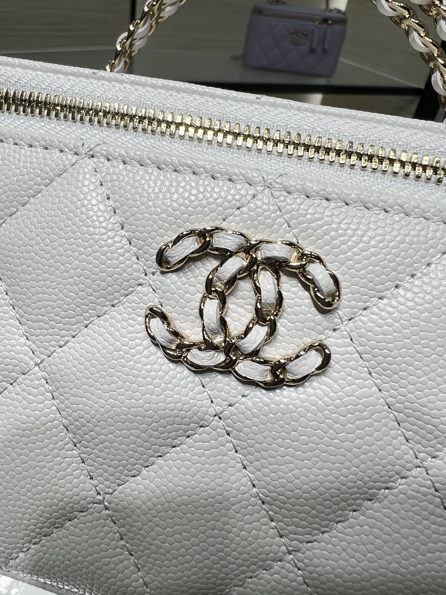 CHANEL Vanity With Chain AP5182 9.5x17x8cm