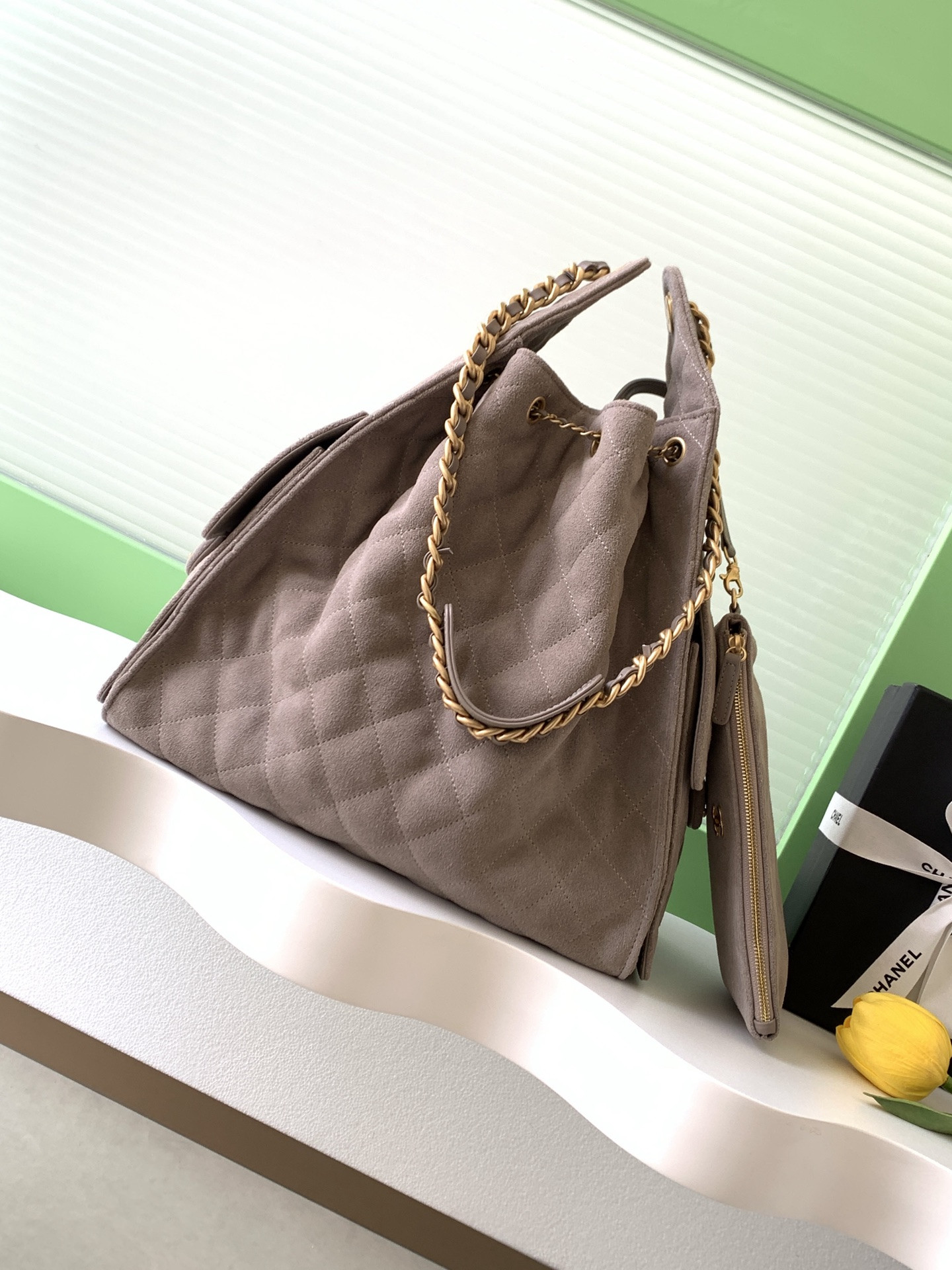CHANEL 25C Bucket BAG 40x30x15cm