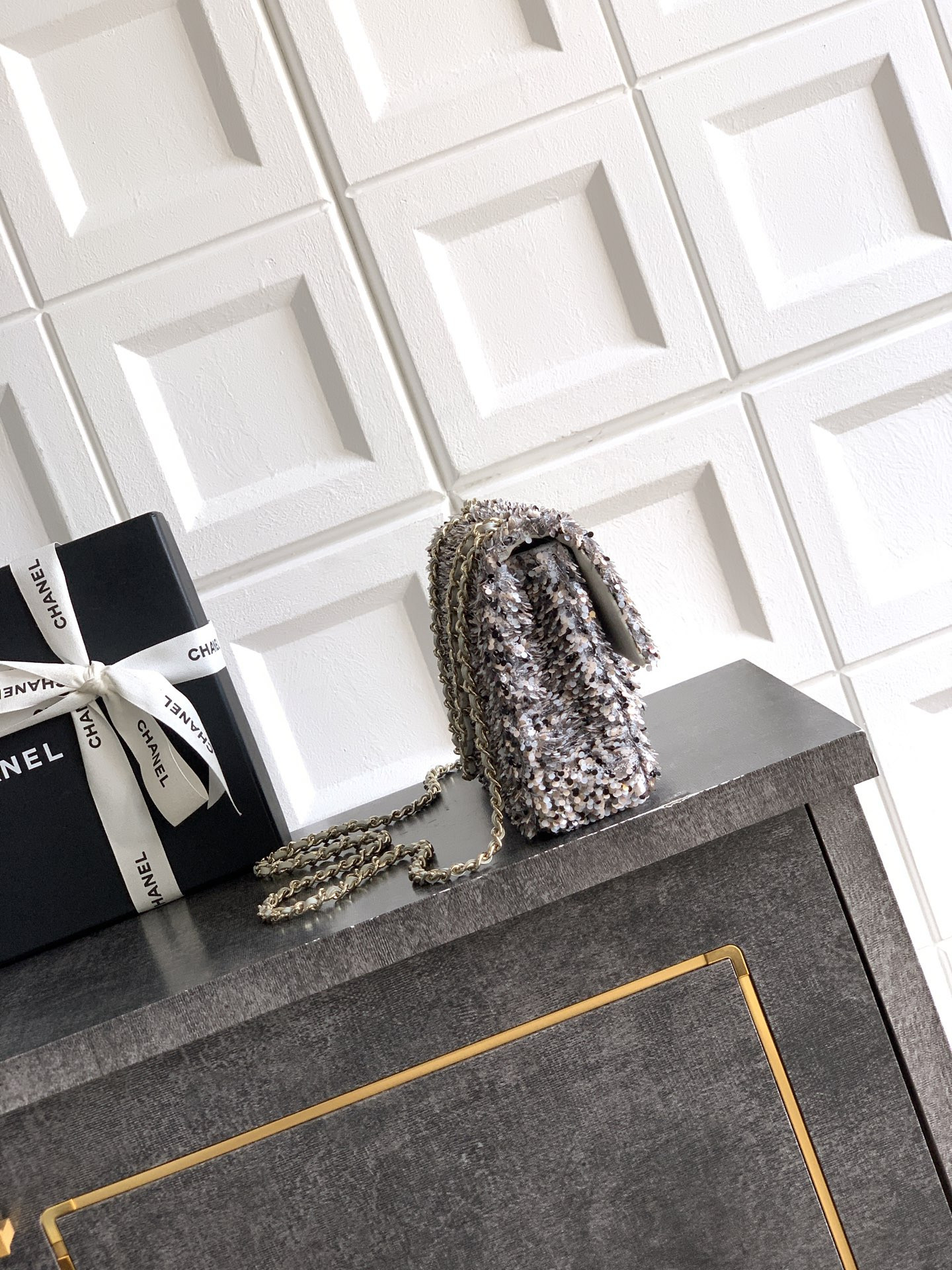 Chanel Flap Bag 20x12x6cm