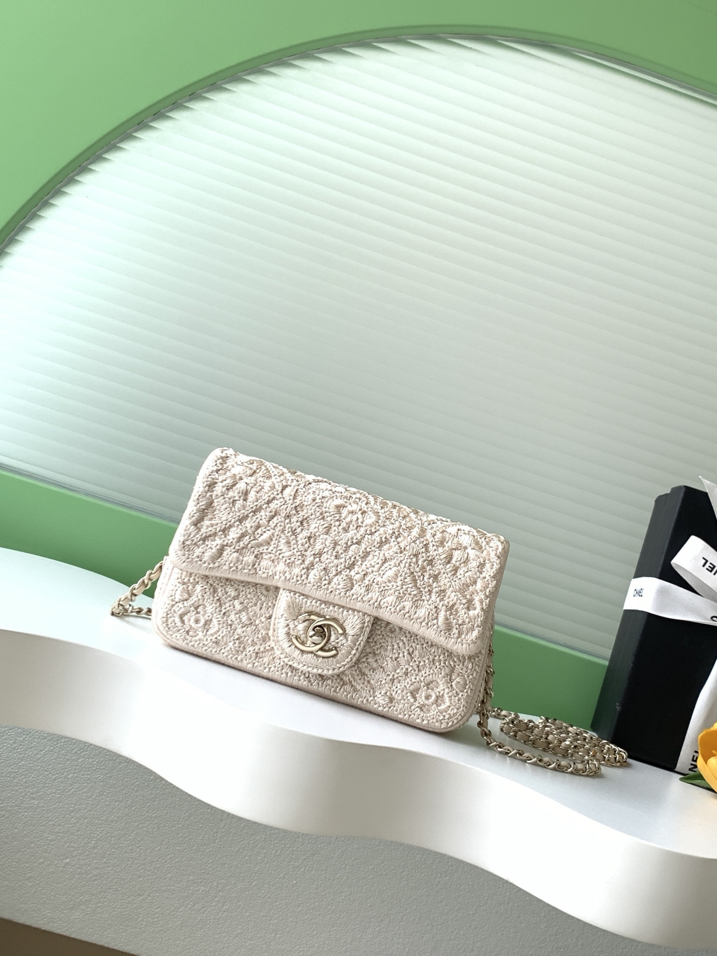Chanel Flap Bag AS4561 14x21x8cm