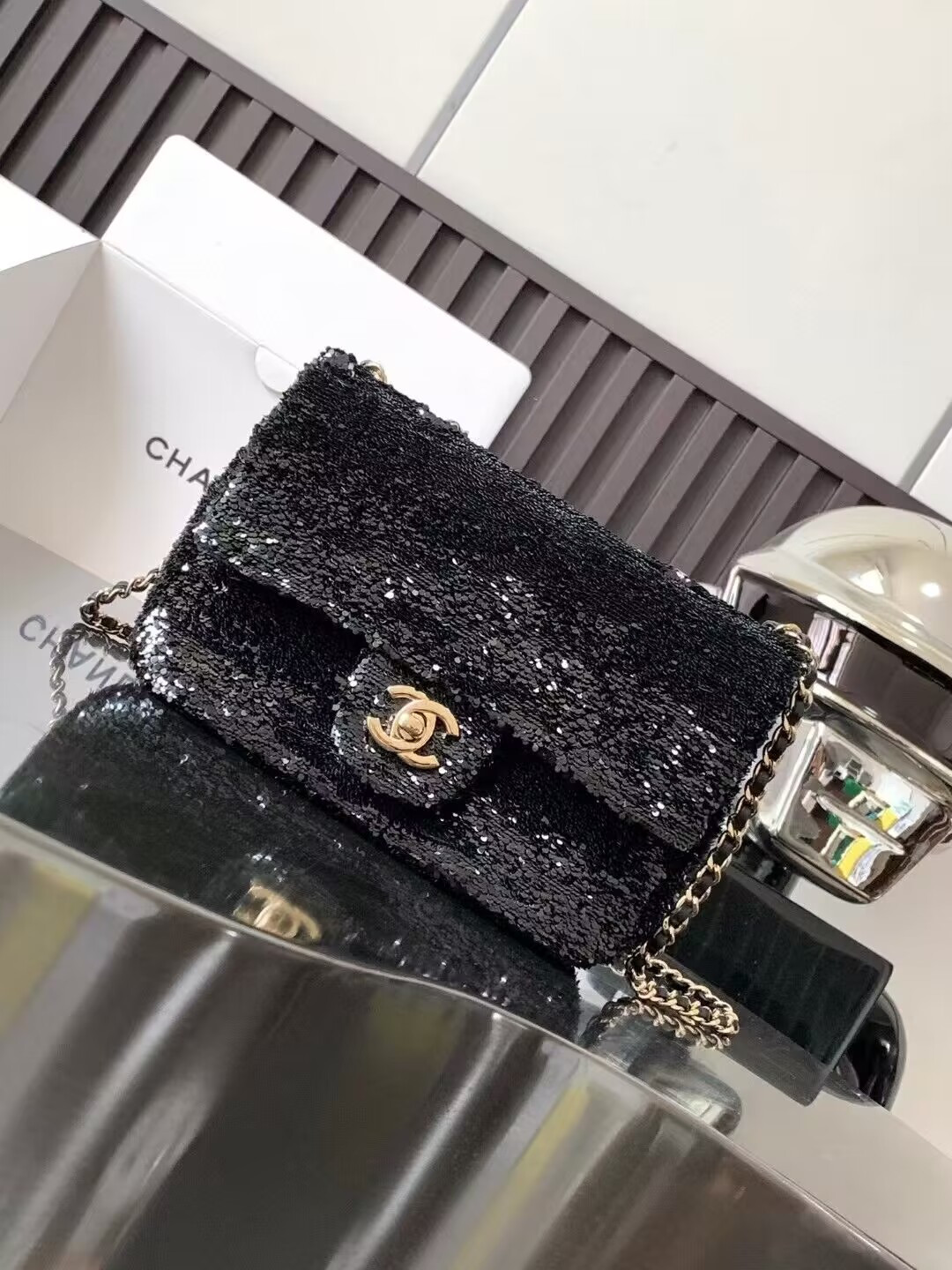 Ch**el Mini CF Gram Glitter Dinner Bag 20x15x7cm