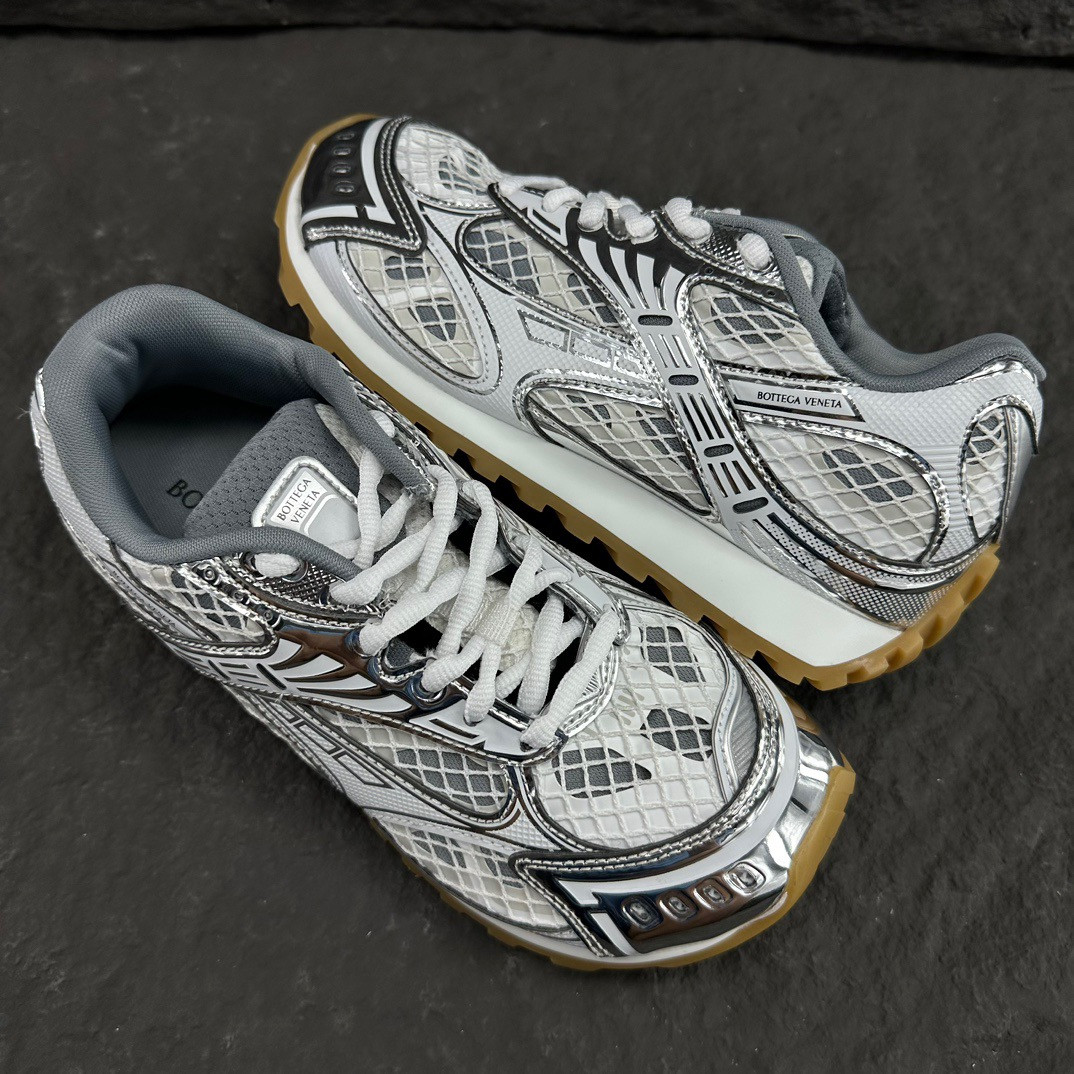 UA B0tt*ga Ven*ta Orbit Sneaker