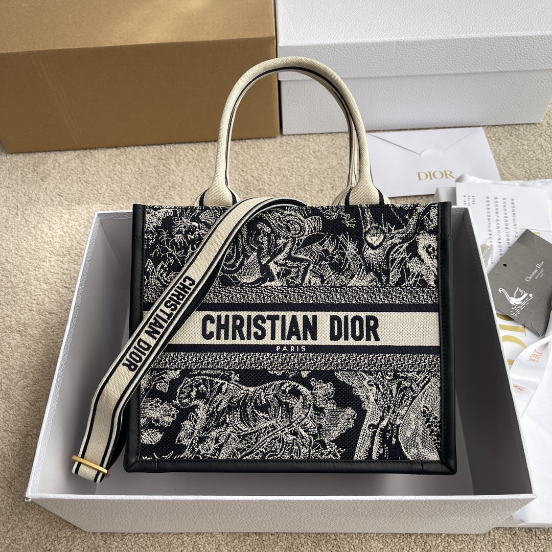 D10r Book Tote Reverse 26.5×21×14cm